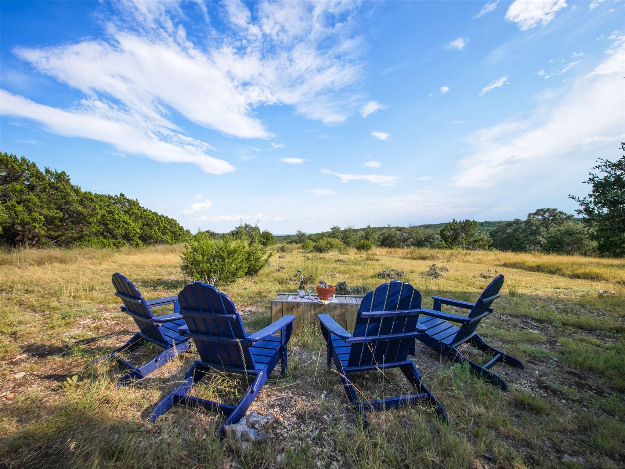 5818 Ranch Road 165