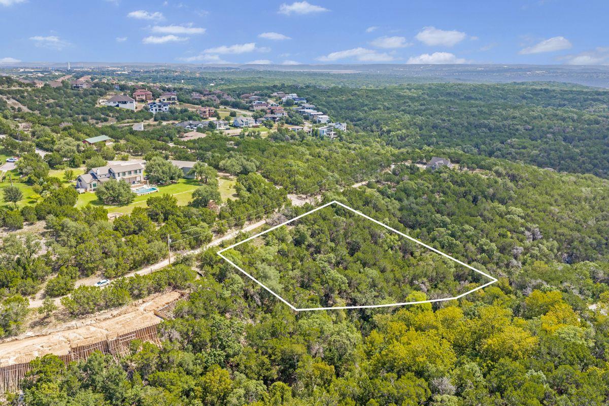 Lot 5 and 6 Barrie DR