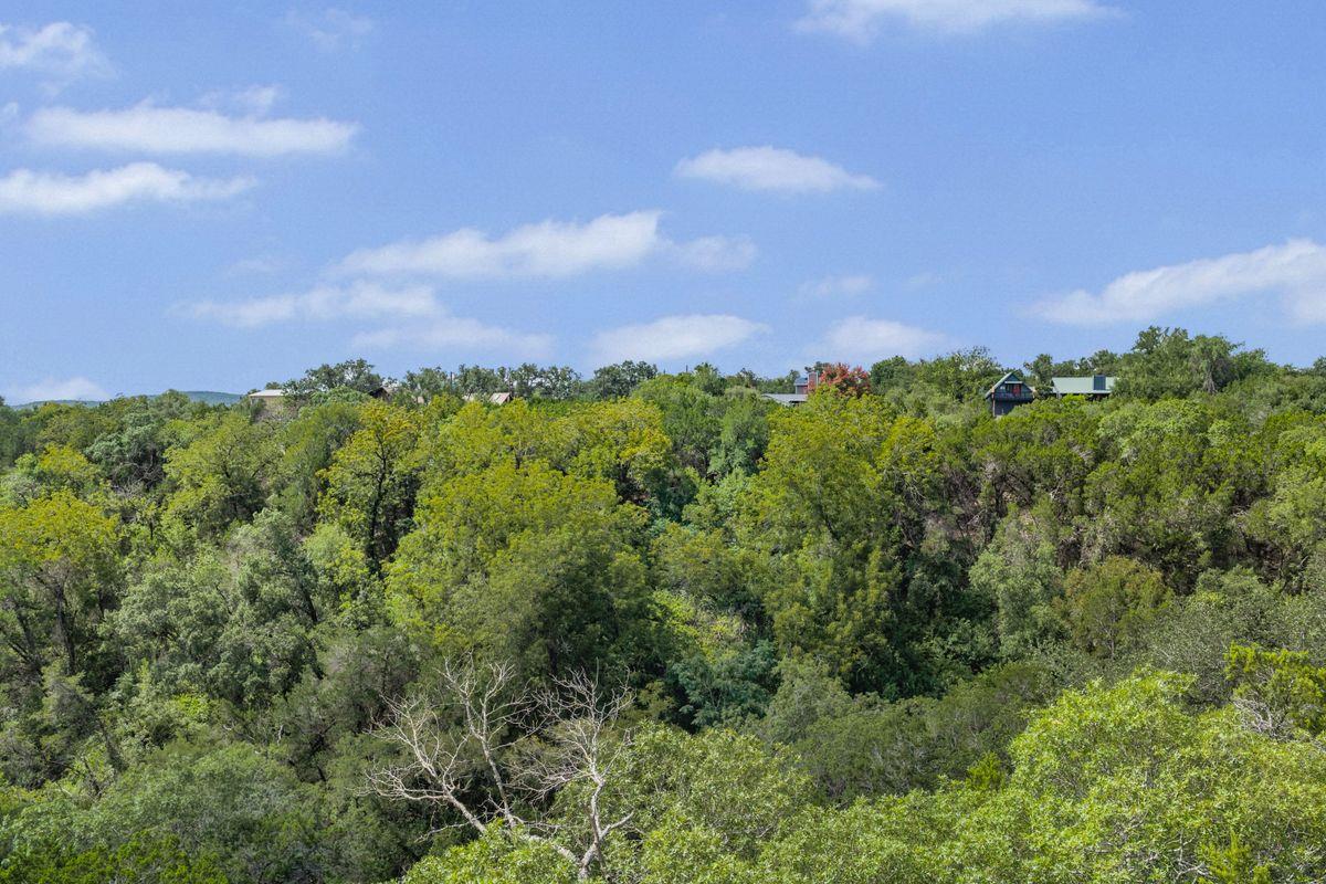 Lot 5 and 6 Barrie DR