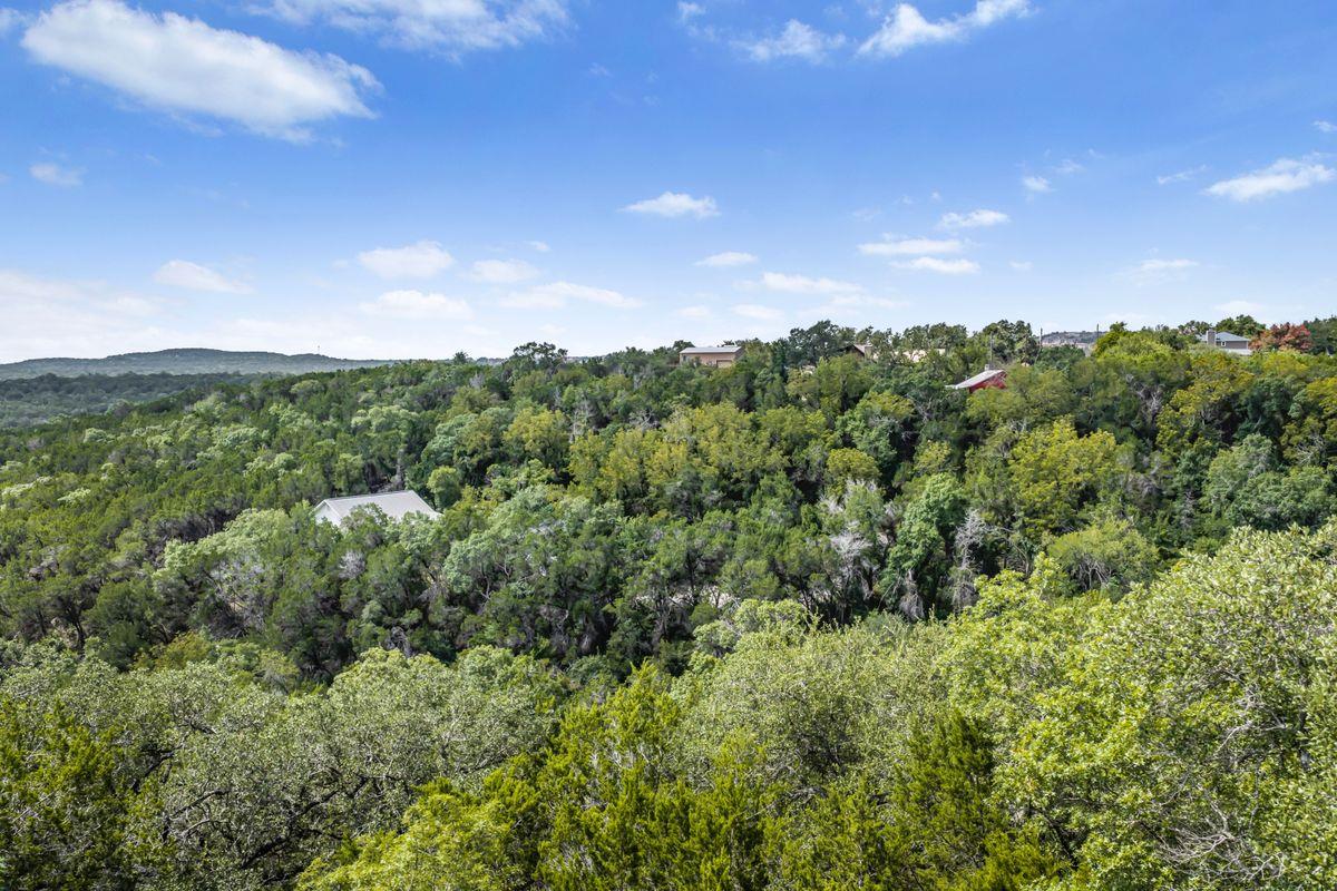 Lot 5 and 6 Barrie DR
