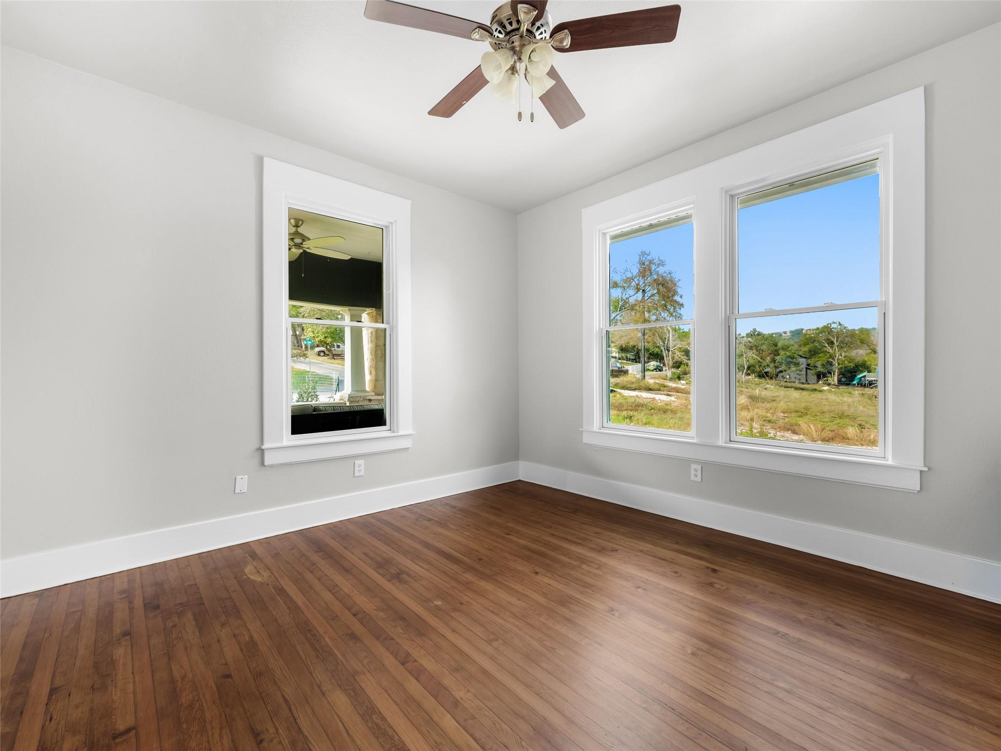 2703 De Soto DR