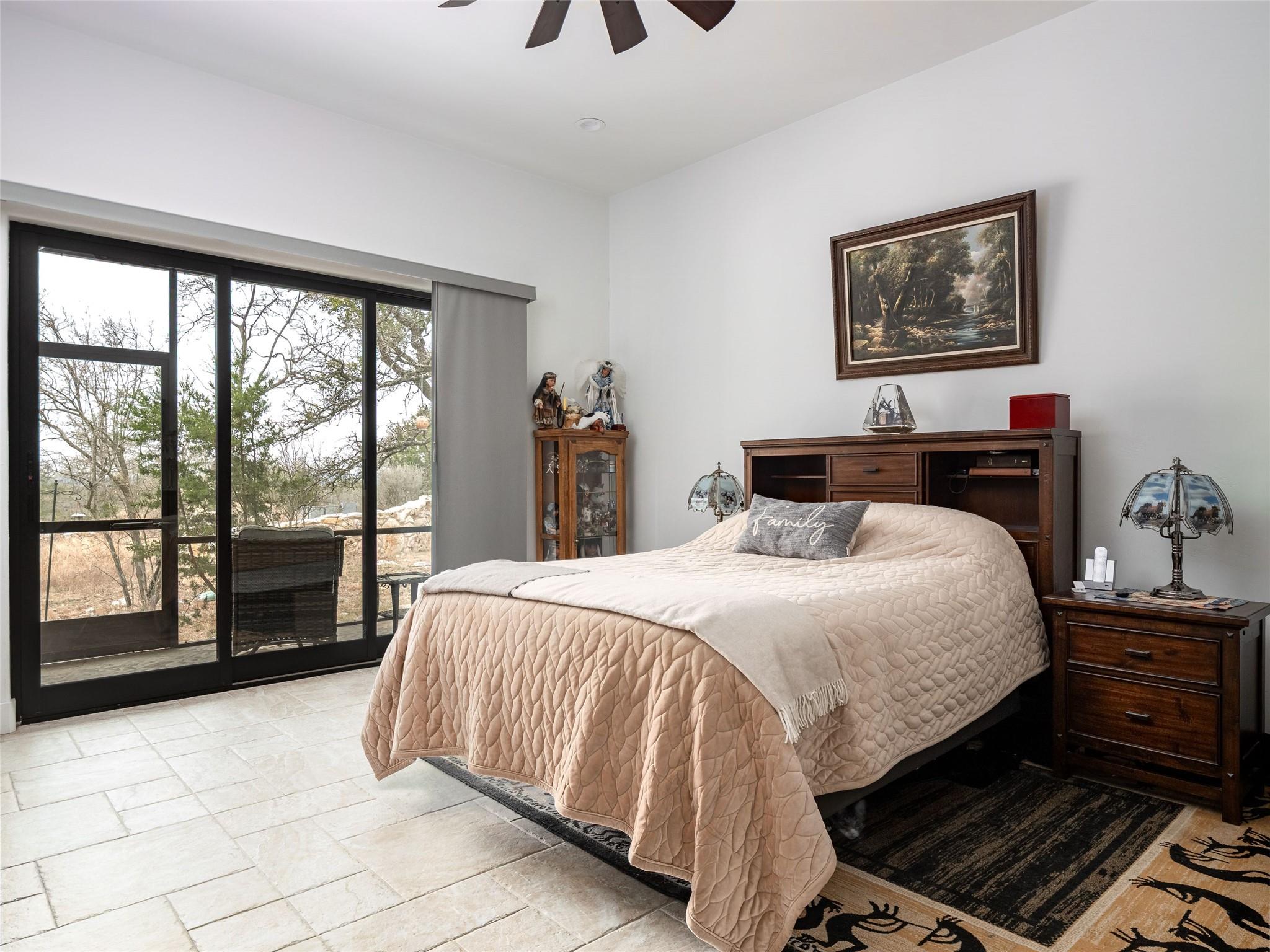 435 Gardenia DR