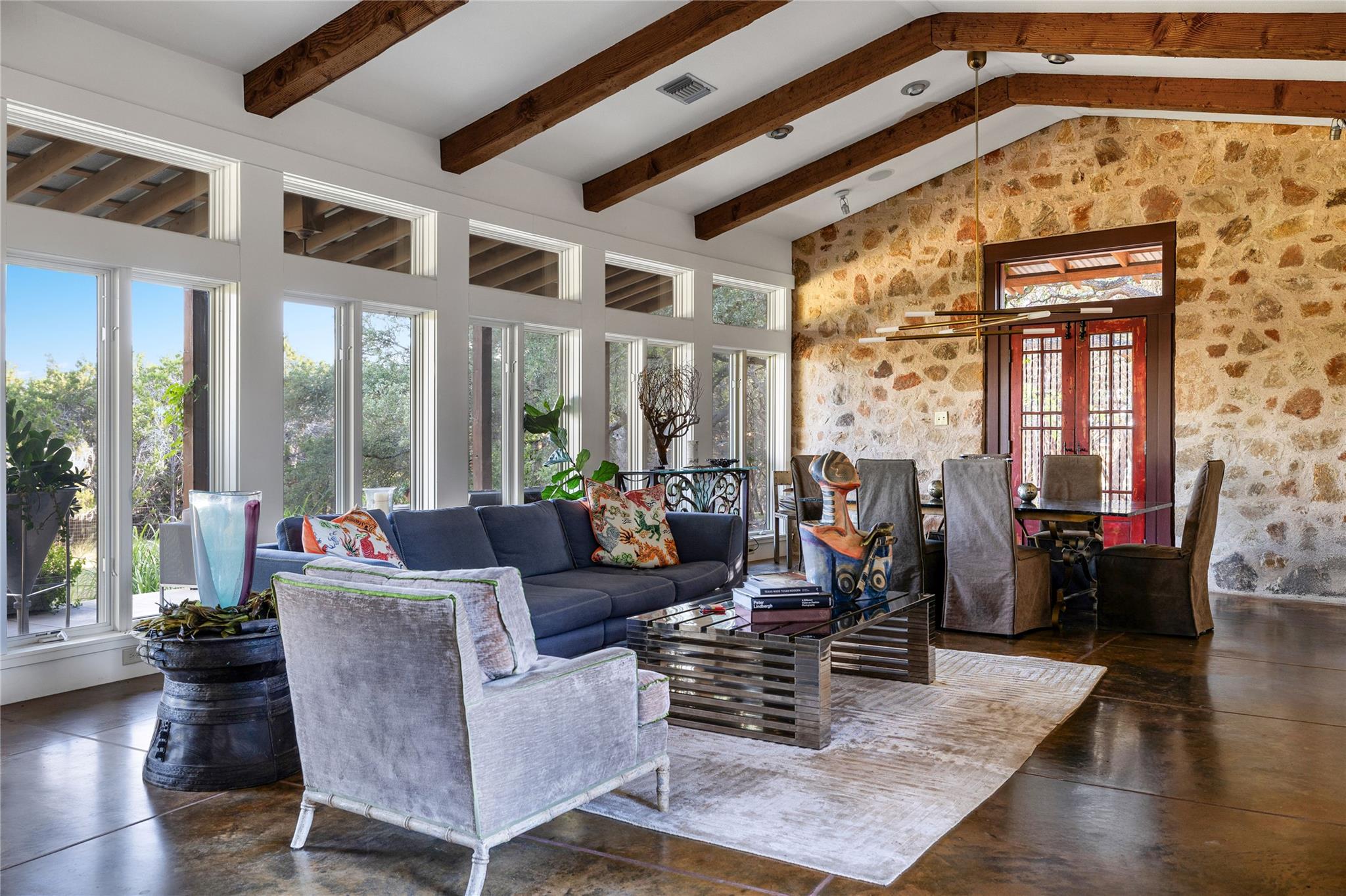 5818 Ranch Road 165
