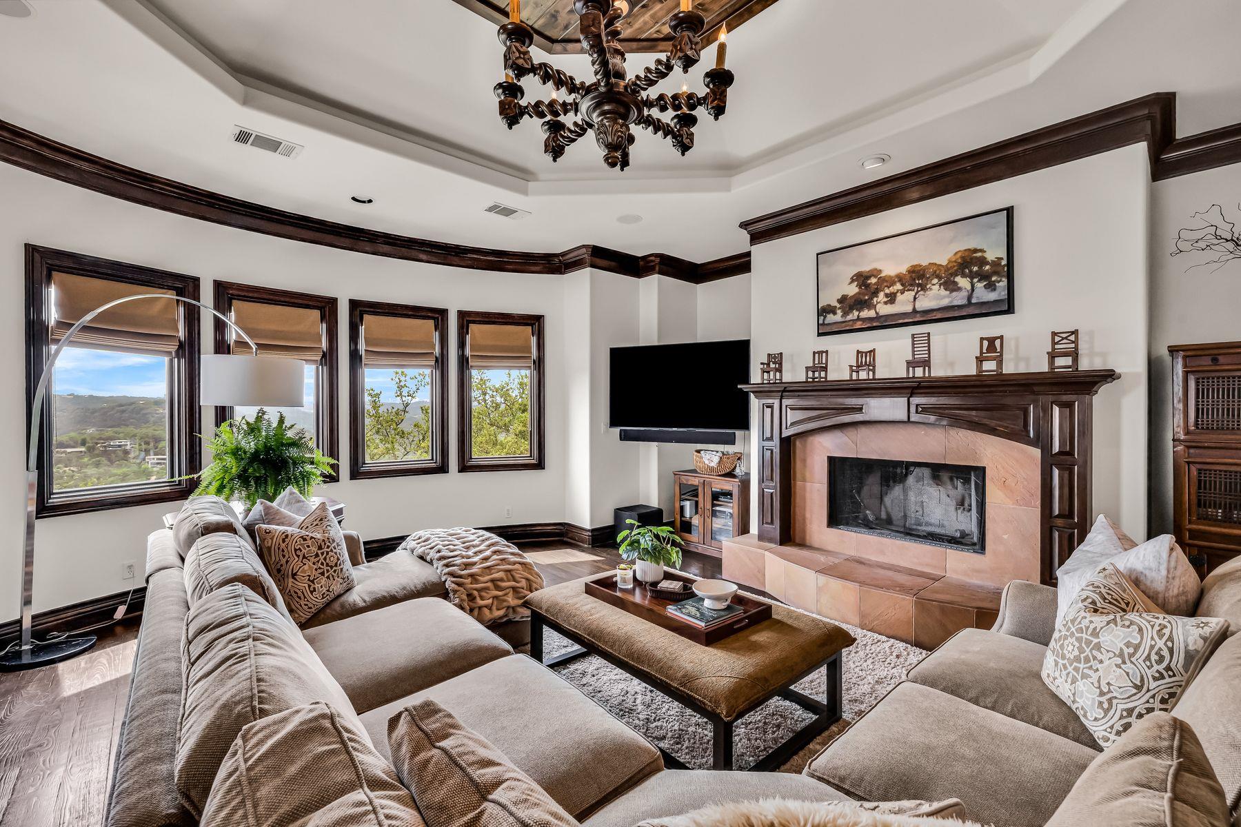 1710 Mount Larson RD