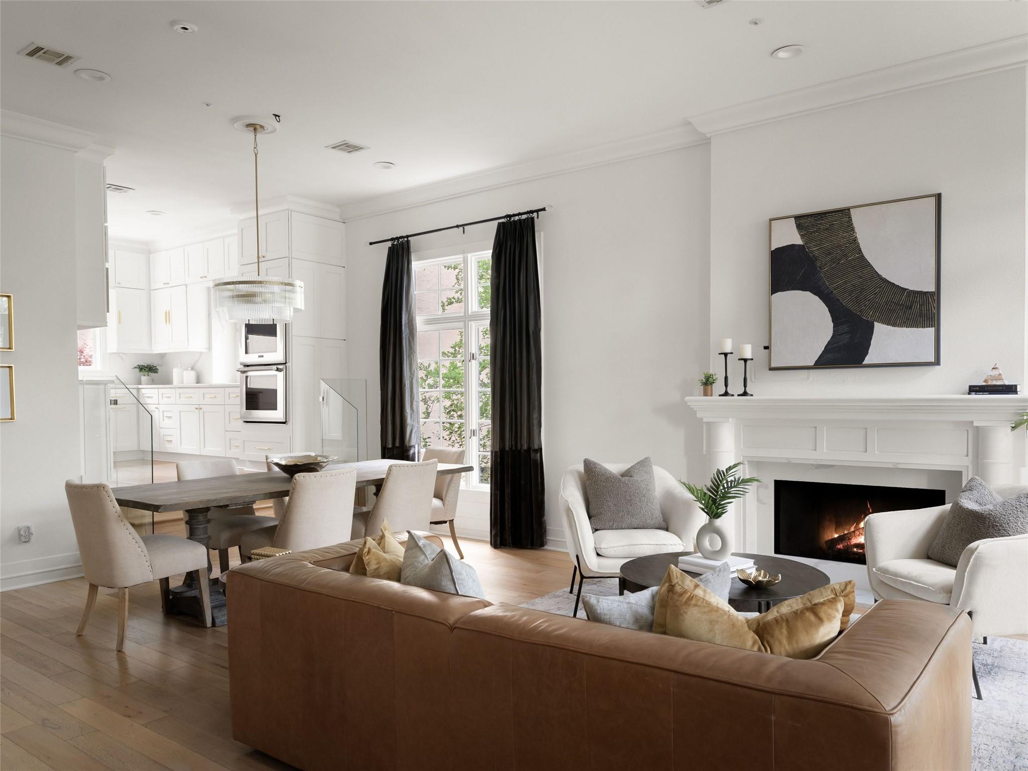 1937 Rue De St Tropez # 10