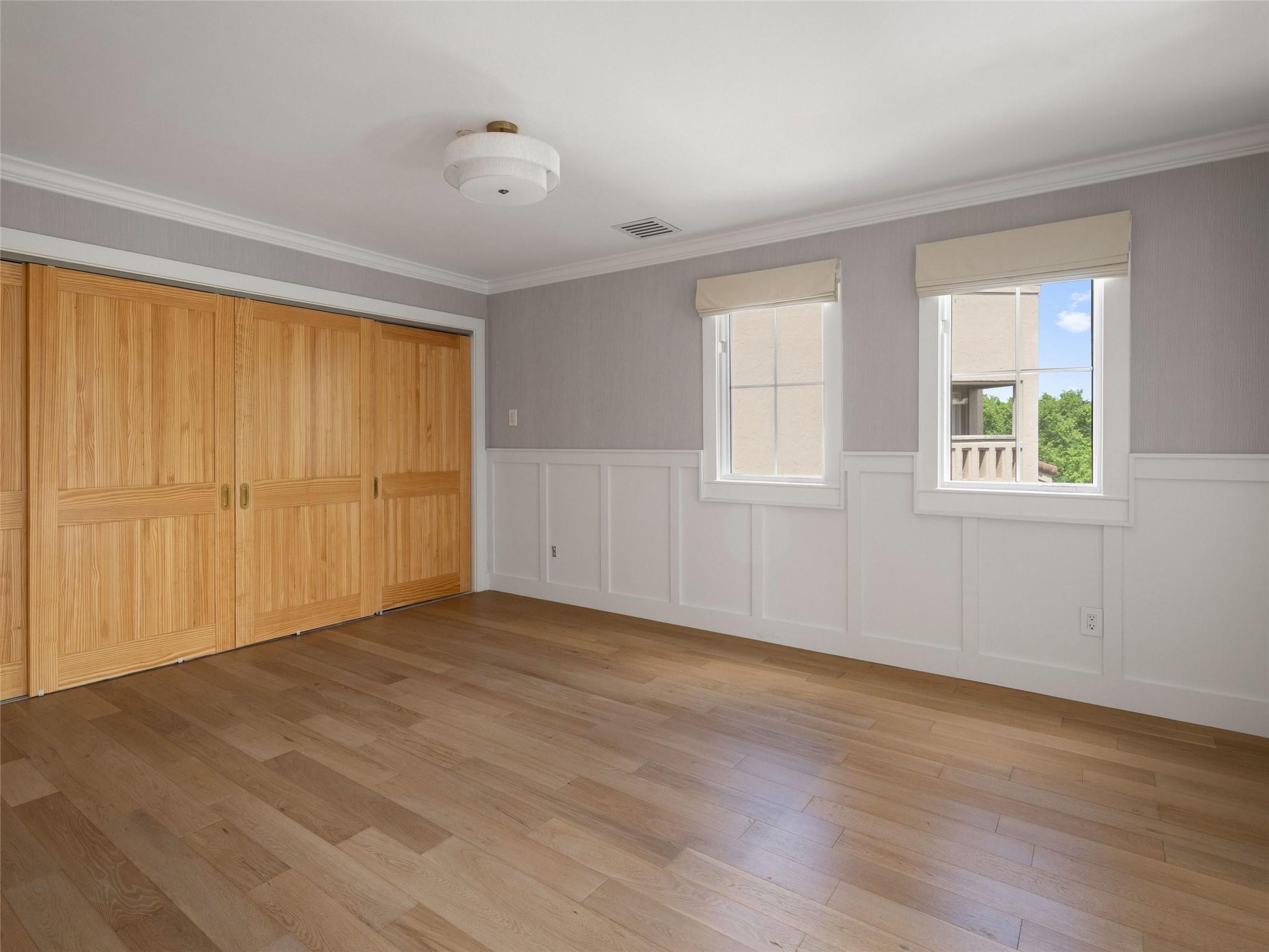 1937 Rue De St Tropez # 10