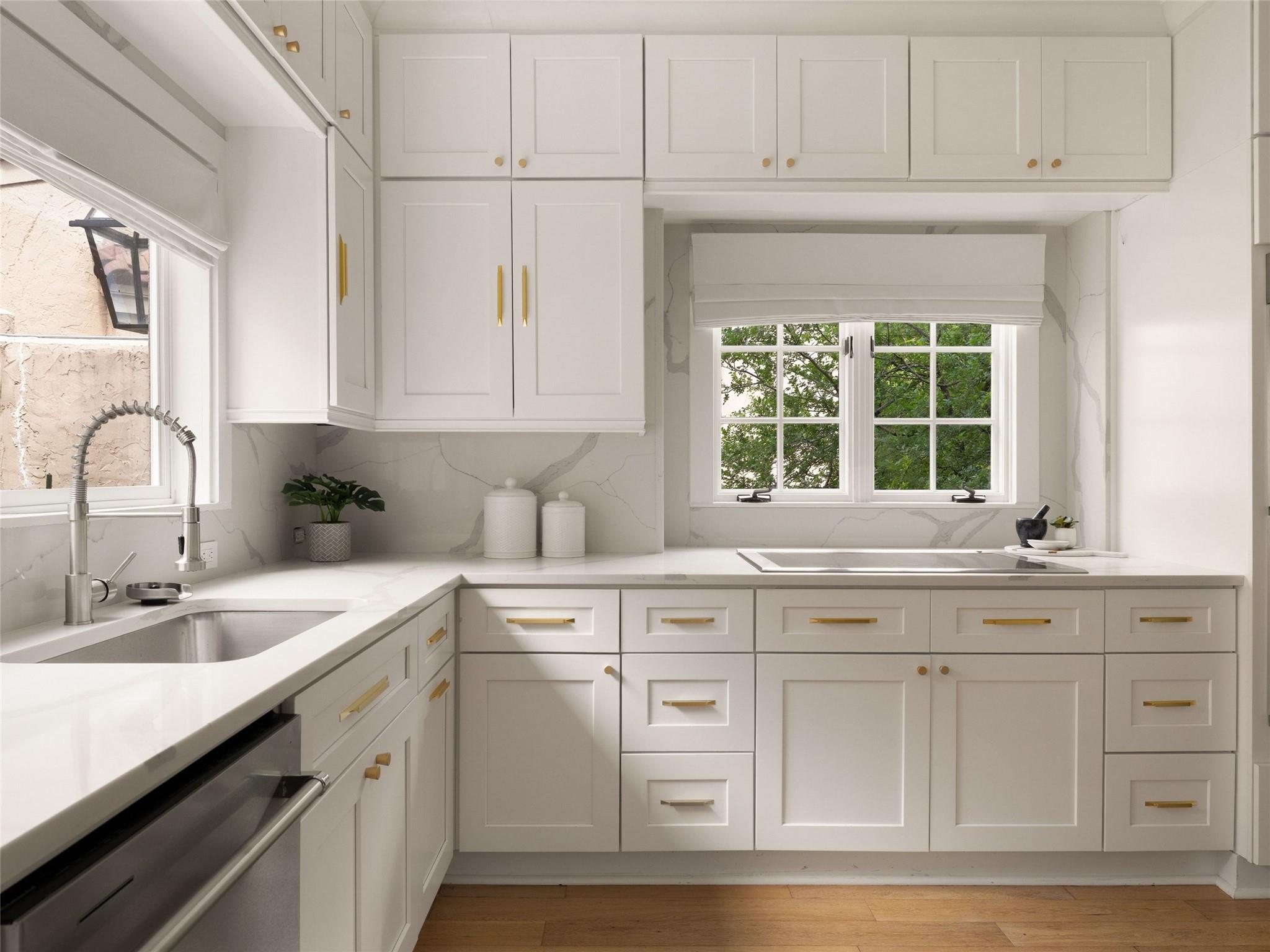 1937 Rue De St Tropez # 10