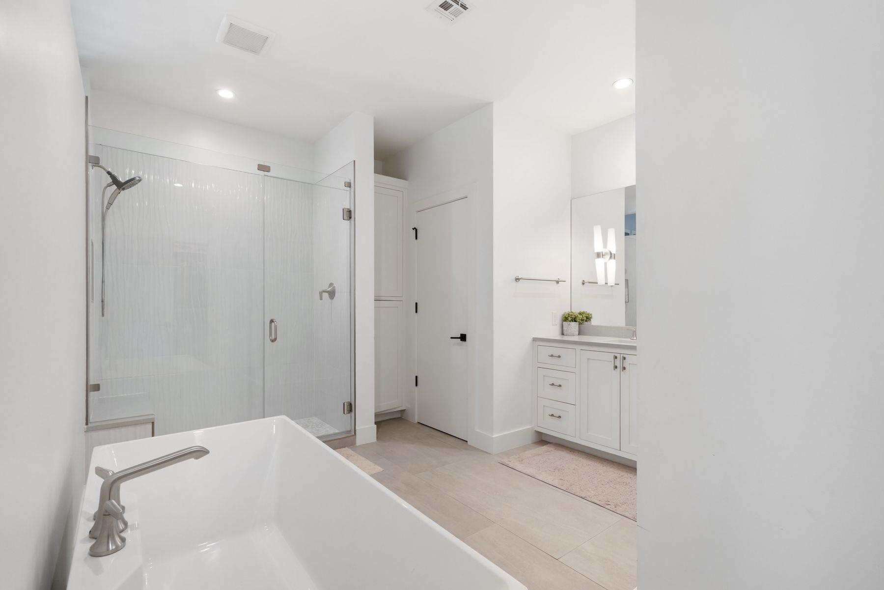5605 CREEK MOUNTAIN