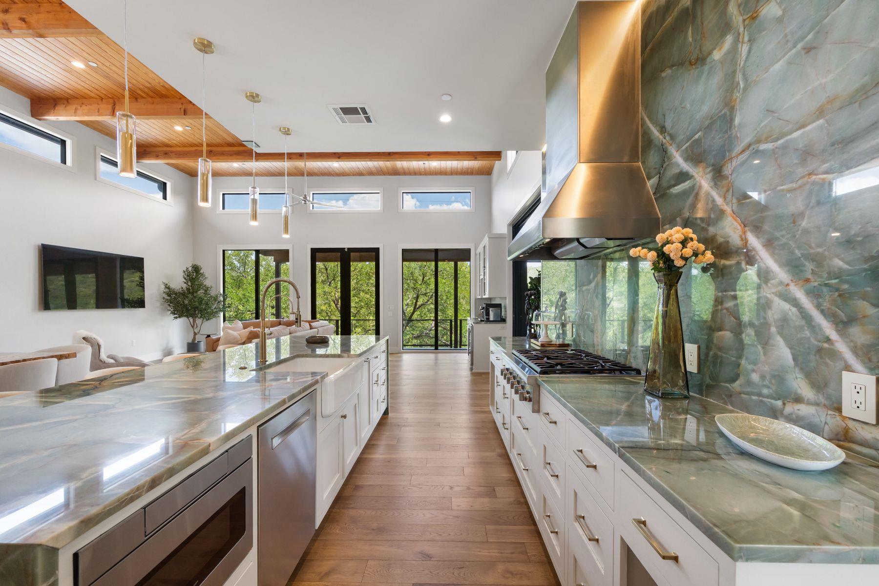 5605 CREEK MOUNTAIN