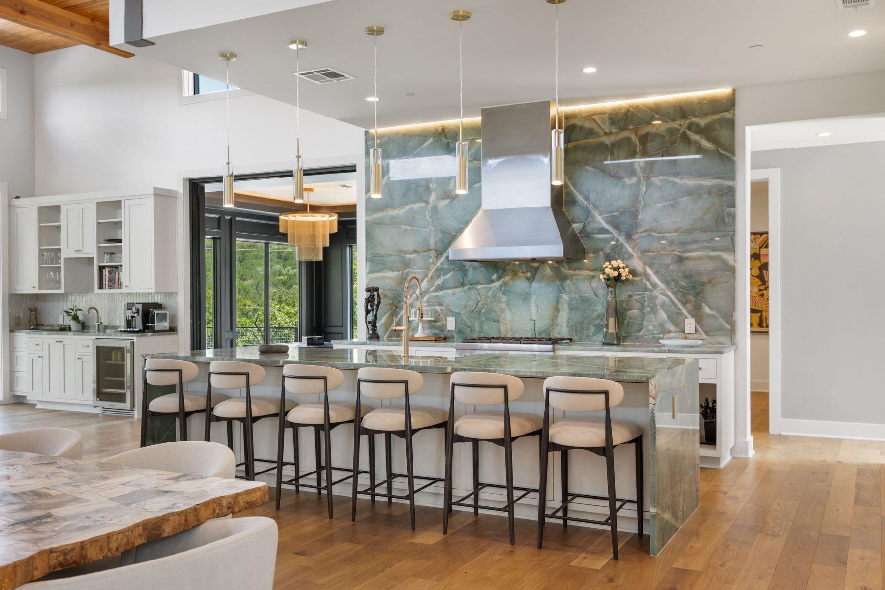 5605 CREEK MOUNTAIN