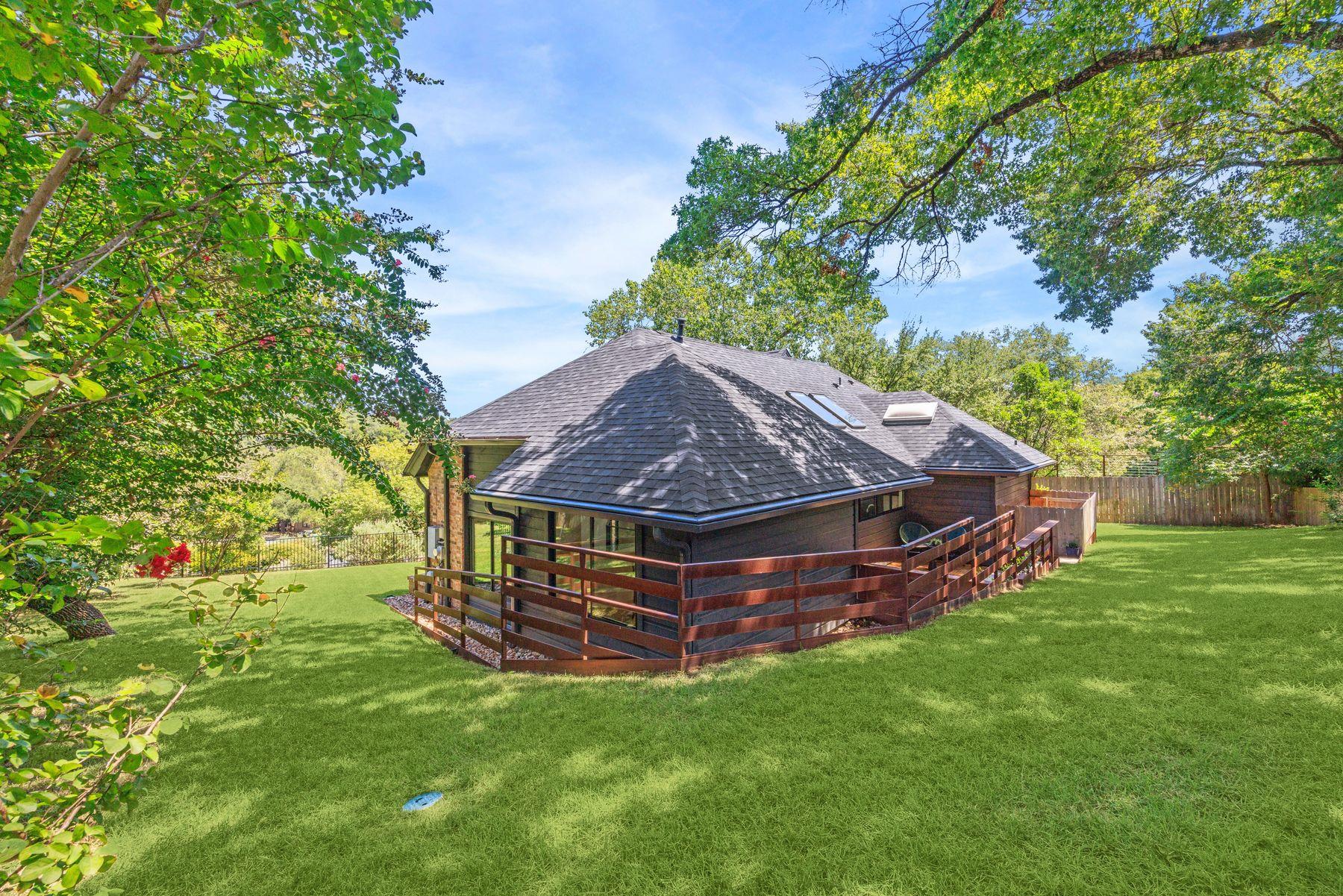 3911 Dry Creek DR