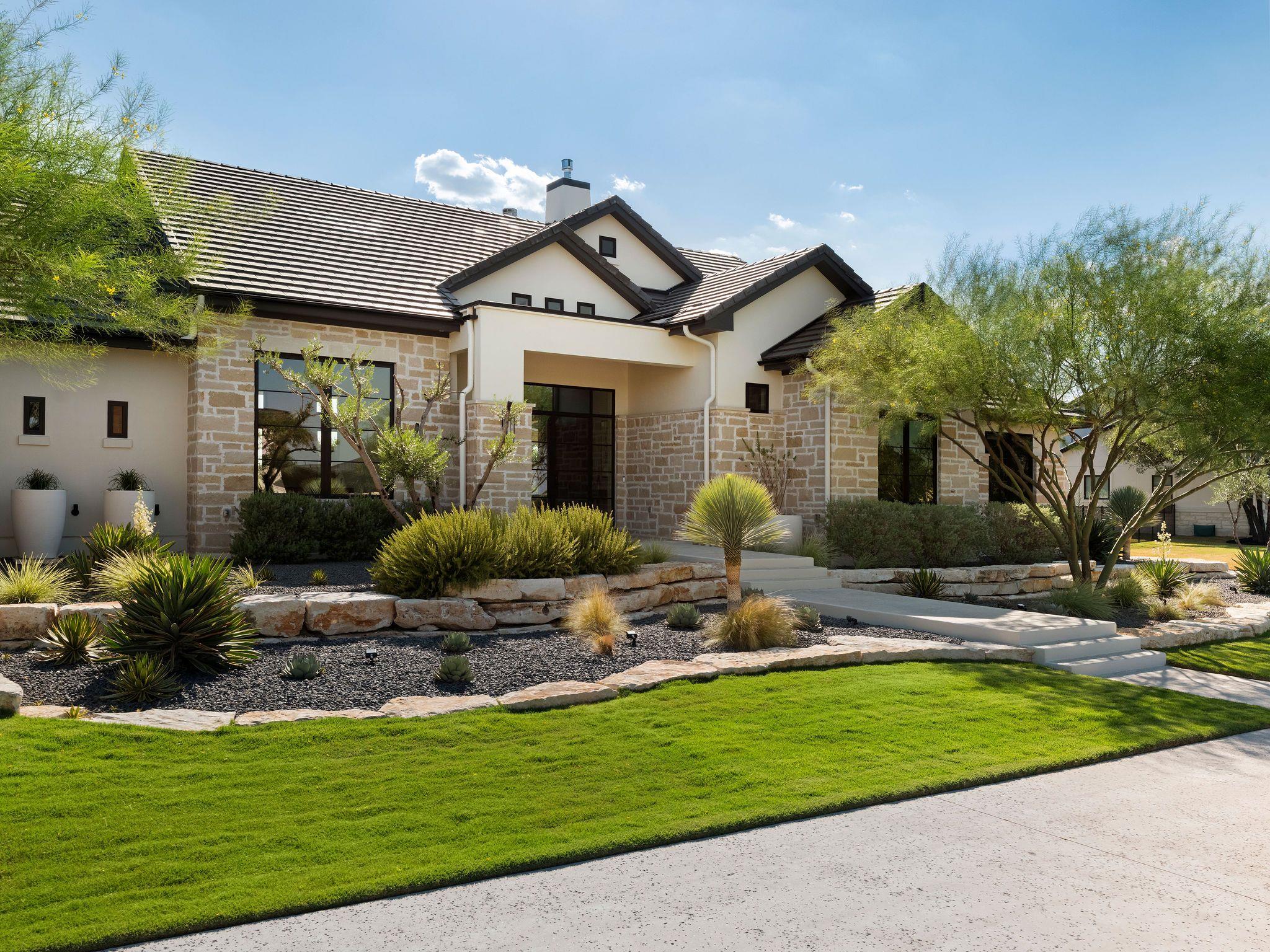 117 Stone Bluff DR