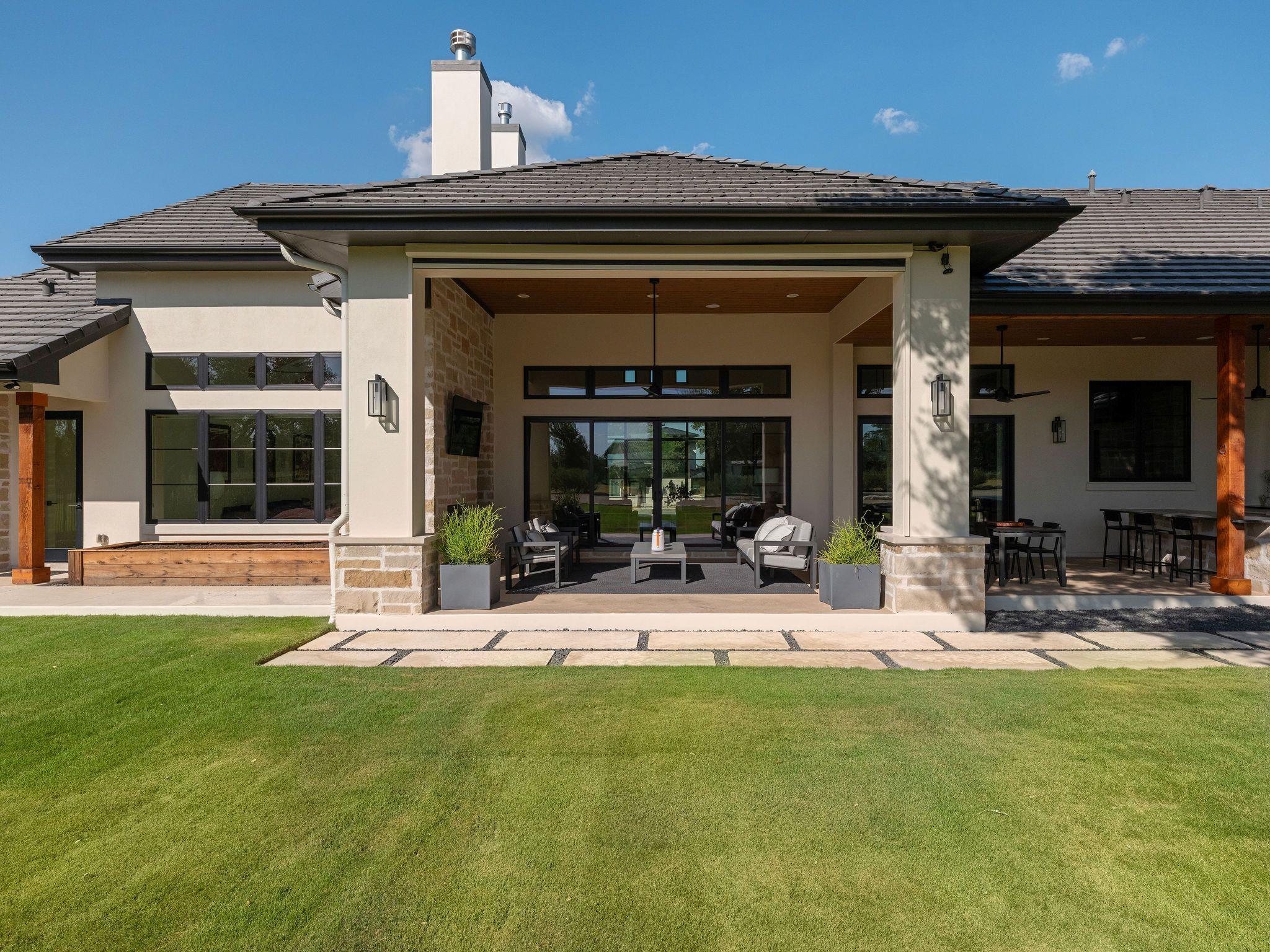 117 Stone Bluff DR