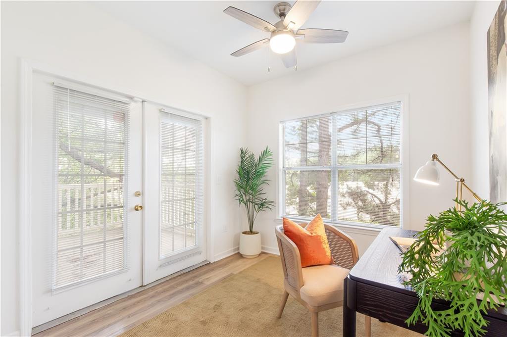 2700 Pine Tree Road NE Unit 2201