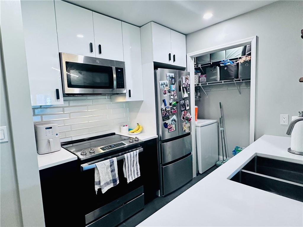 1075 Peachtree Walk NE Unit A415