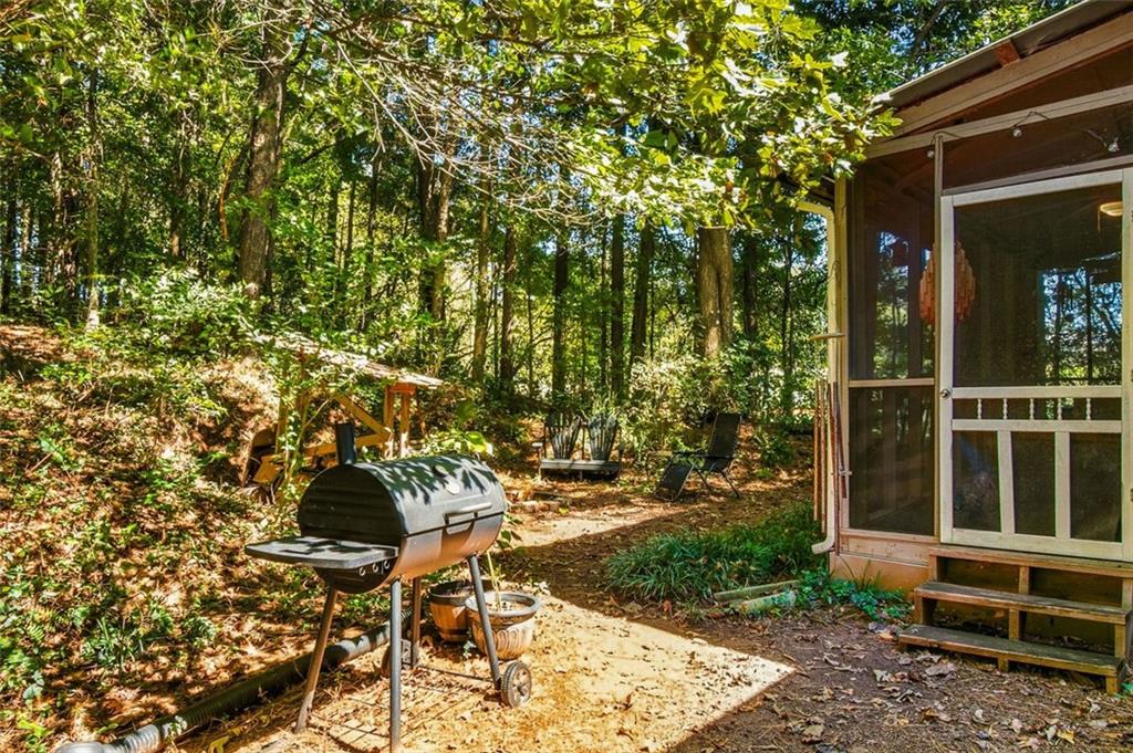 161 W Mountain Oak Street