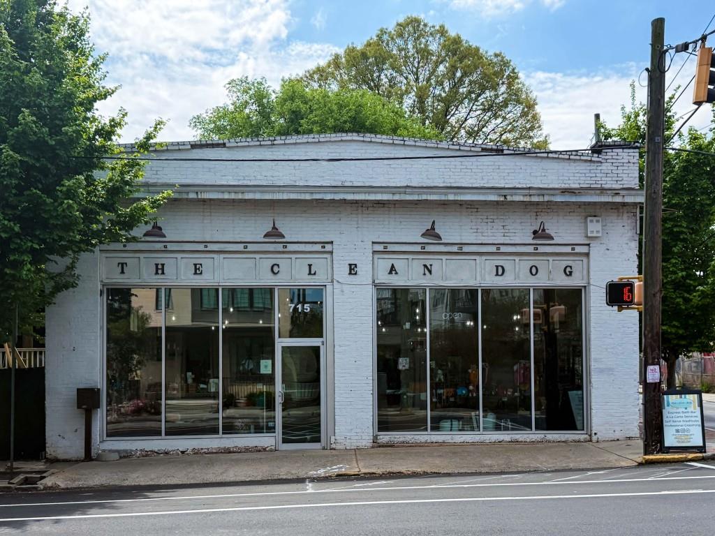 15 Waddell Street NE Unit 303