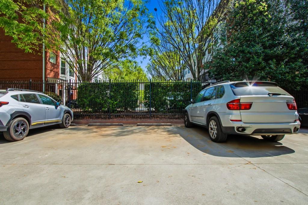 15 Waddell Street NE Unit 303