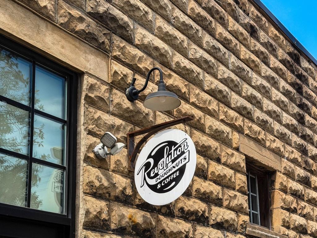 15 Waddell Street NE Unit 303