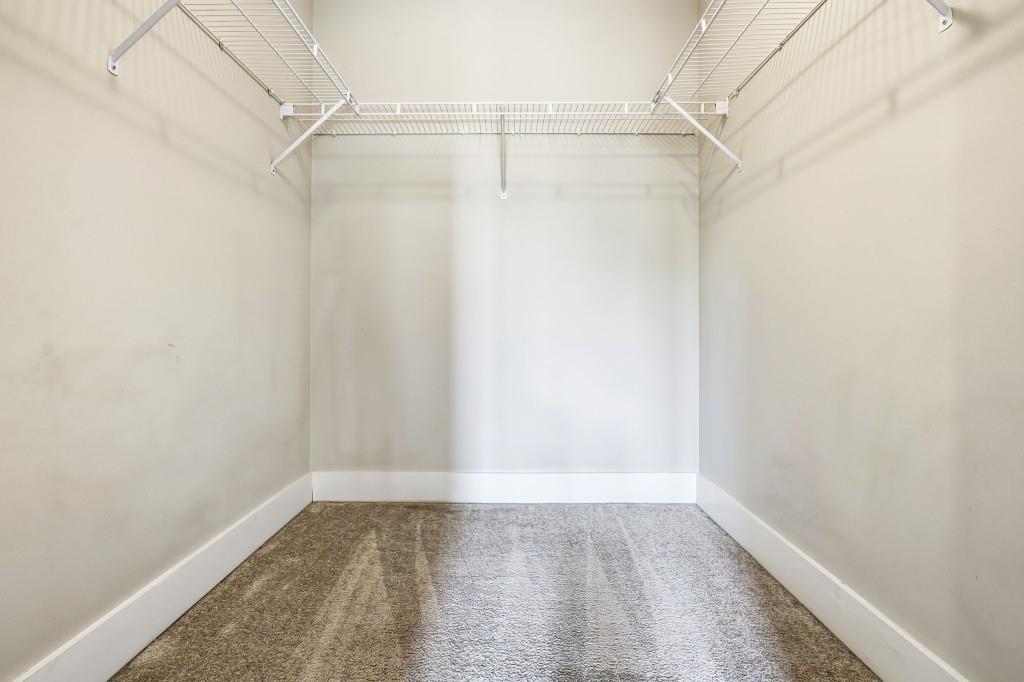 15 Waddell Street NE Unit 303