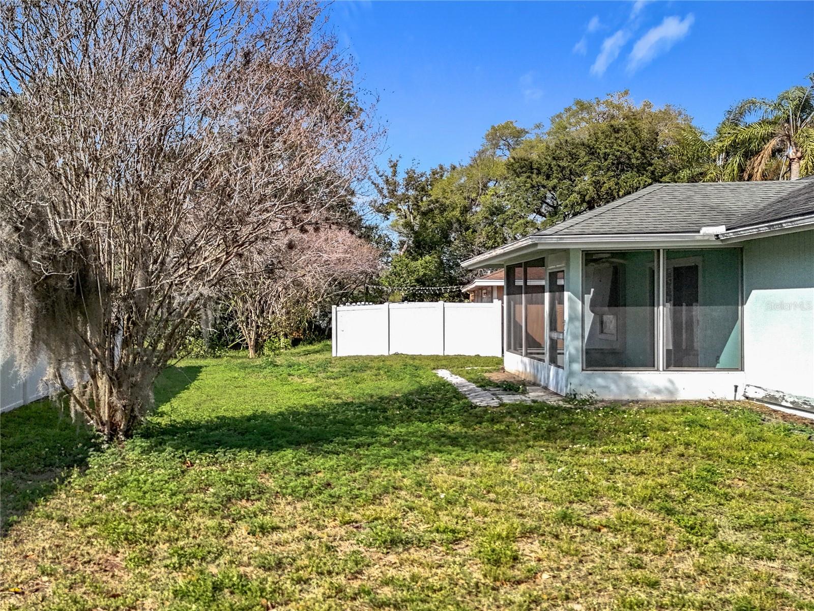 511 COVENTRY CT