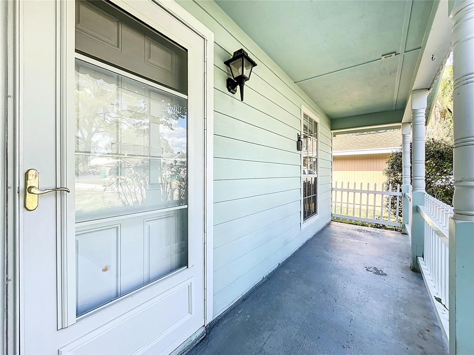 511 COVENTRY CT