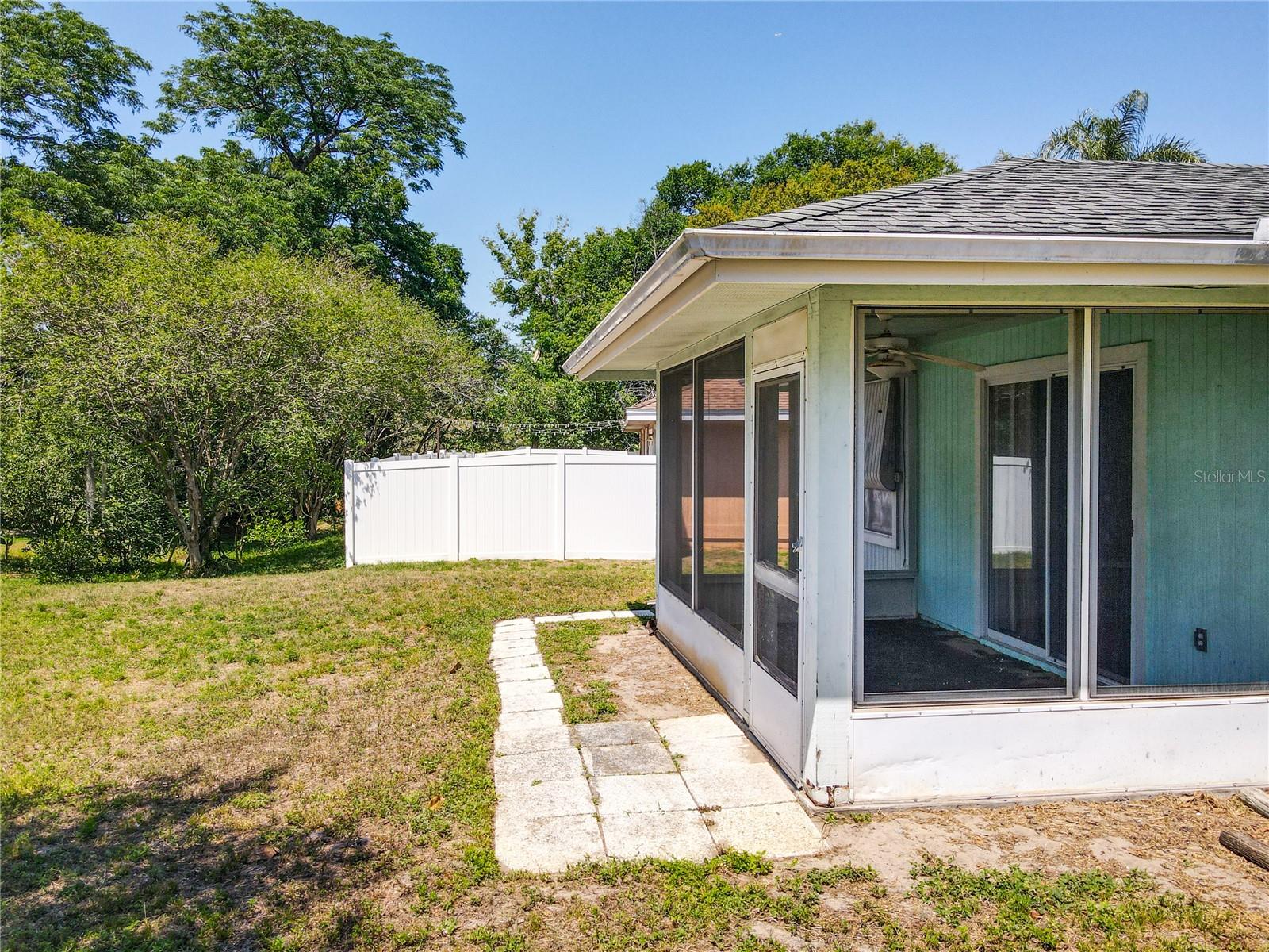 511 COVENTRY CT