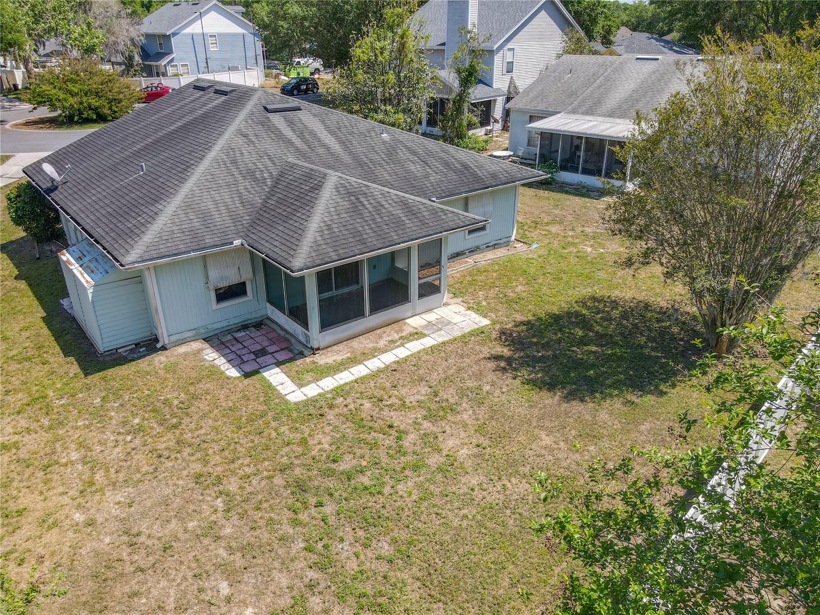 511 COVENTRY CT