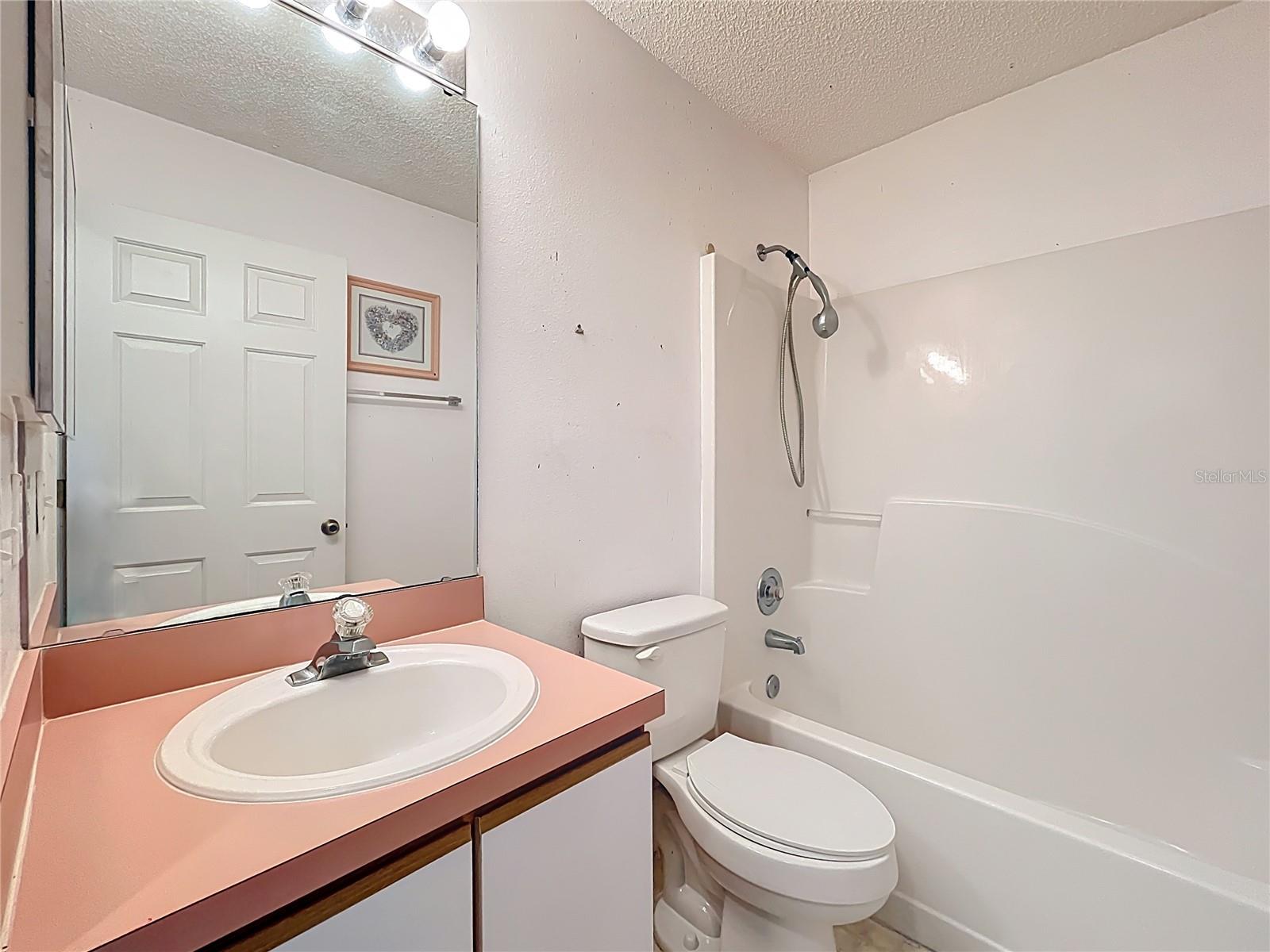 511 COVENTRY CT