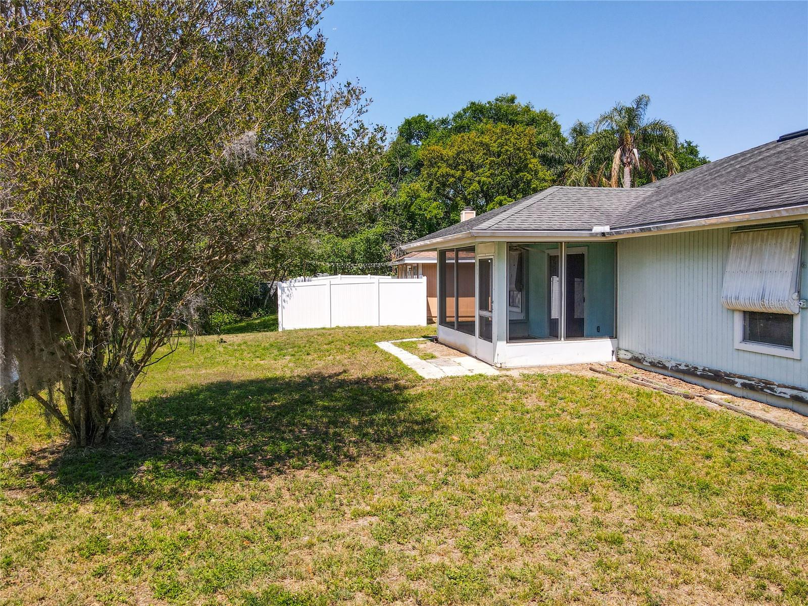 511 COVENTRY CT