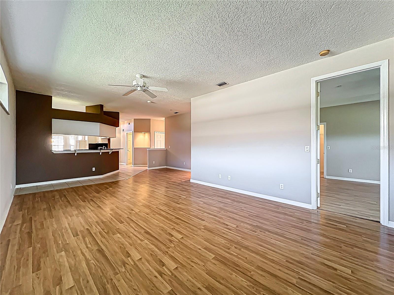 21636 KING HENRY AVE