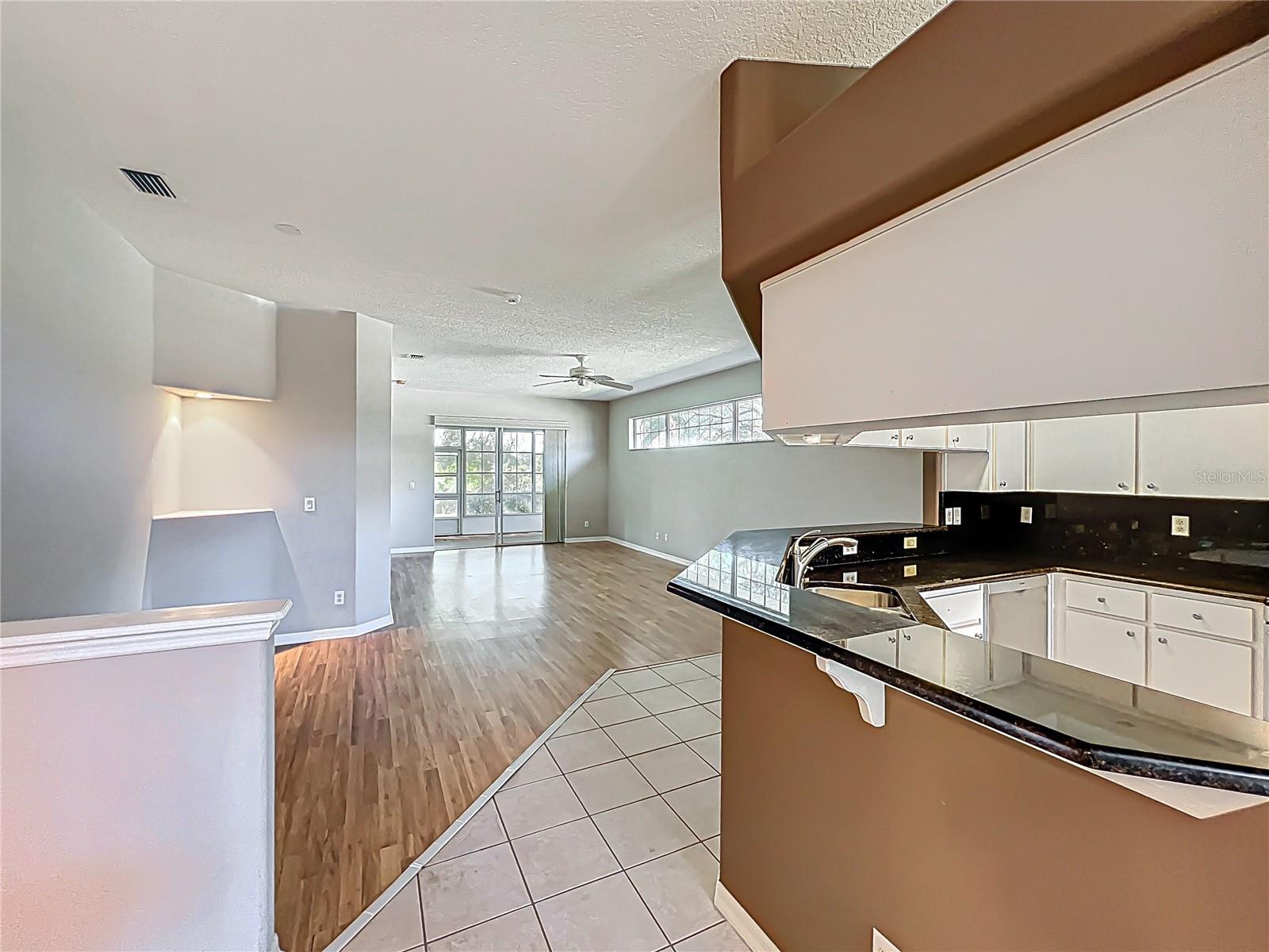 21636 KING HENRY AVE