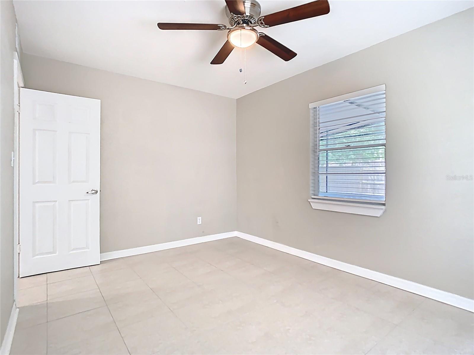 844 ROSALIA DR