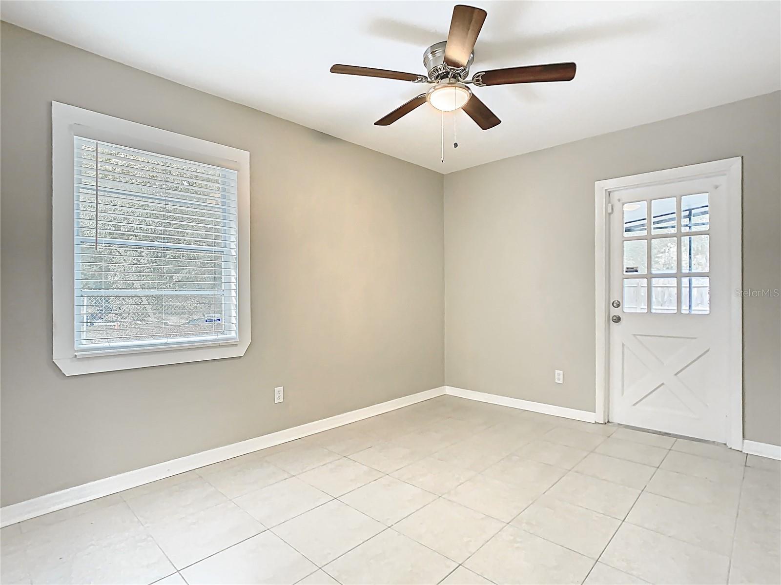 844 ROSALIA DR