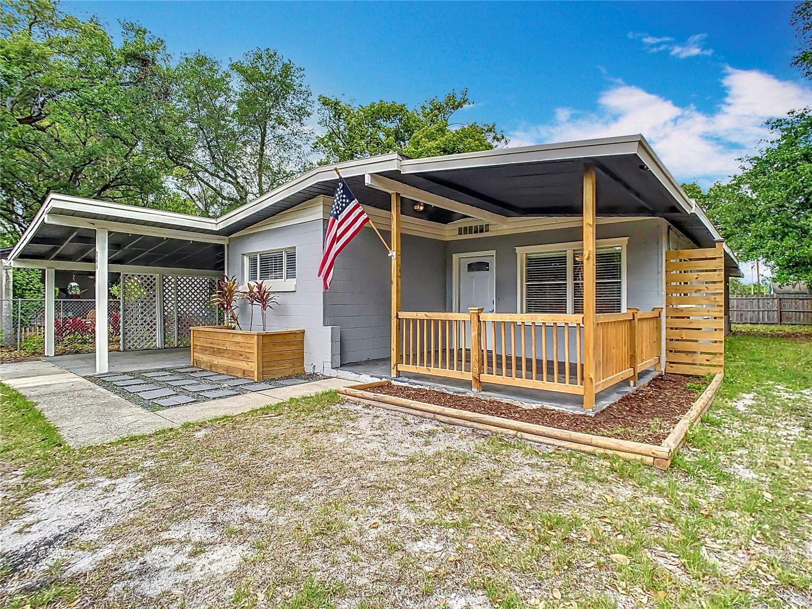 844 ROSALIA DR