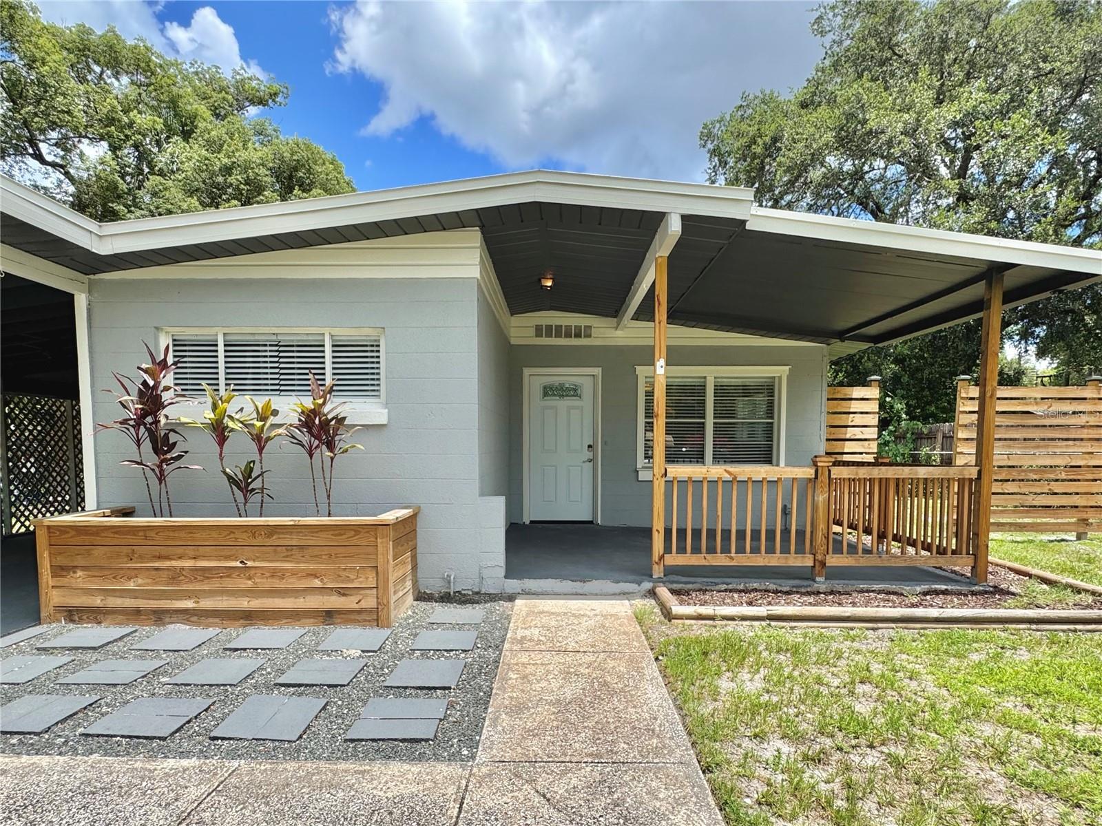 844 ROSALIA DR