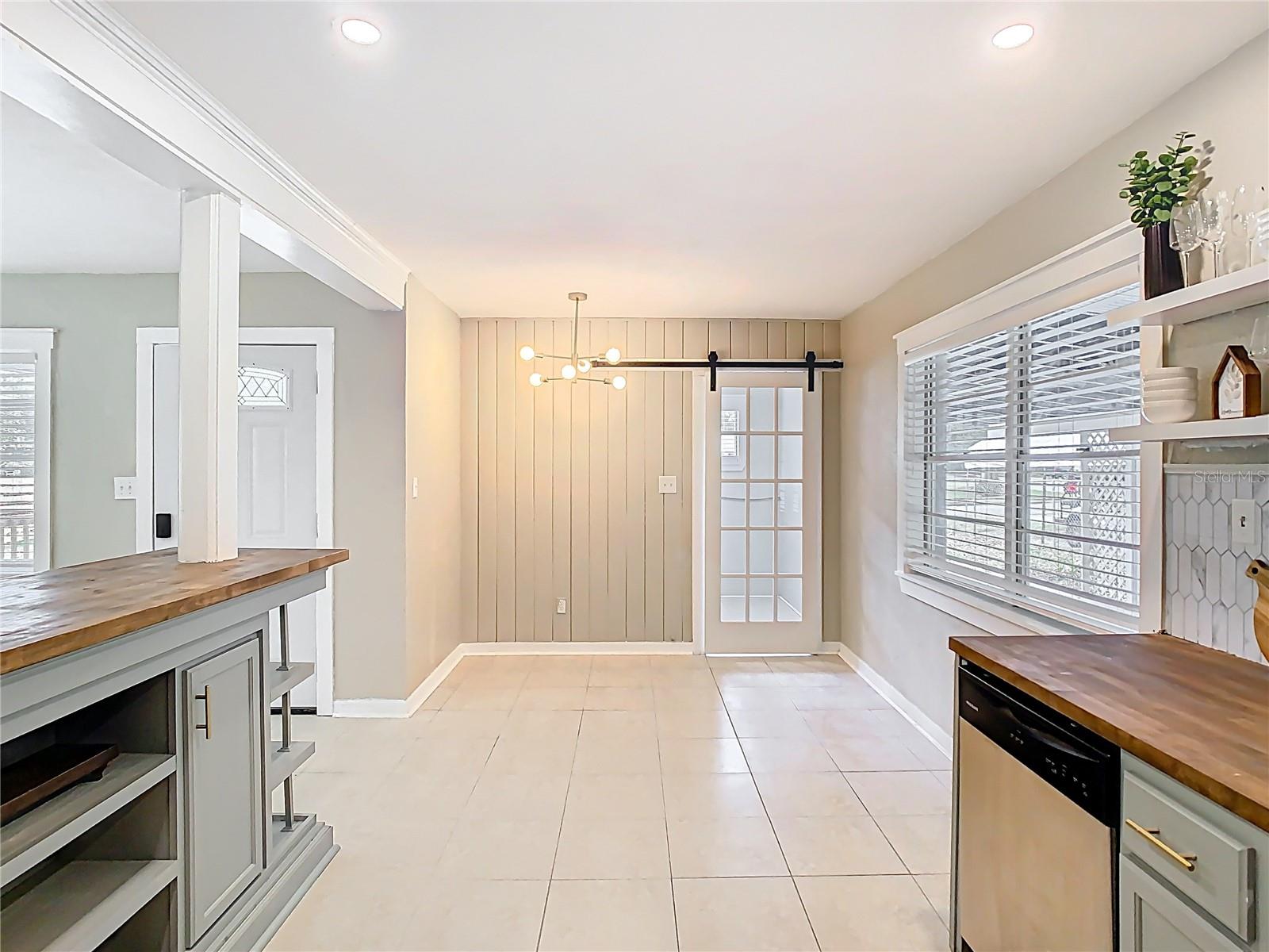 844 ROSALIA DR