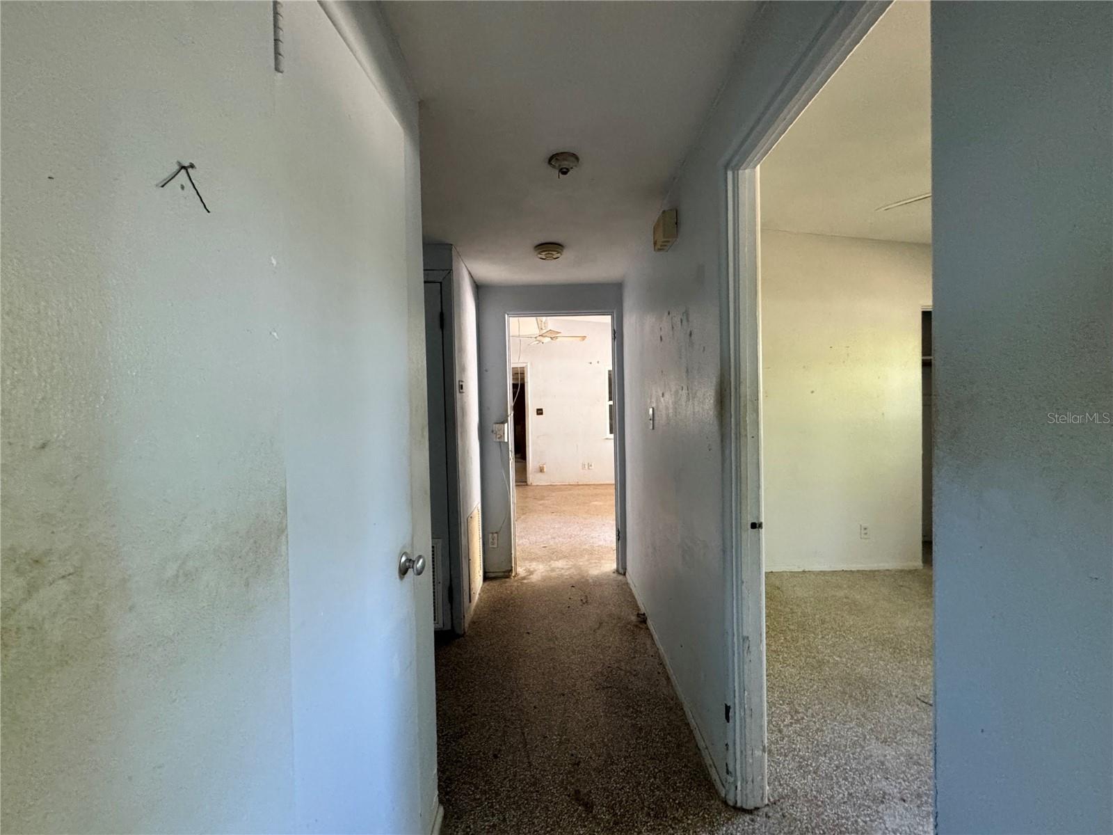 122 LAUREL DR