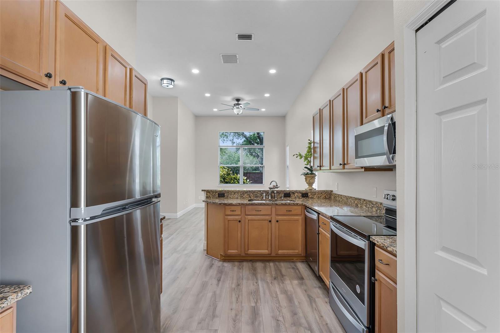 3396 GERBER DAISY LN LN