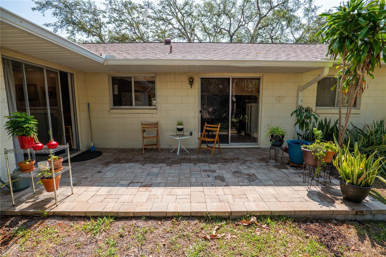 2708 BURTON LN