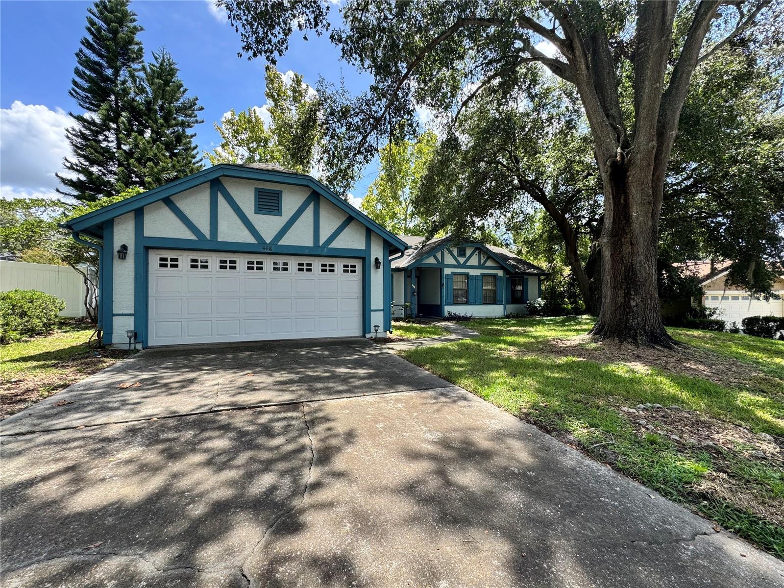 448 AUTUMN OAKS PL