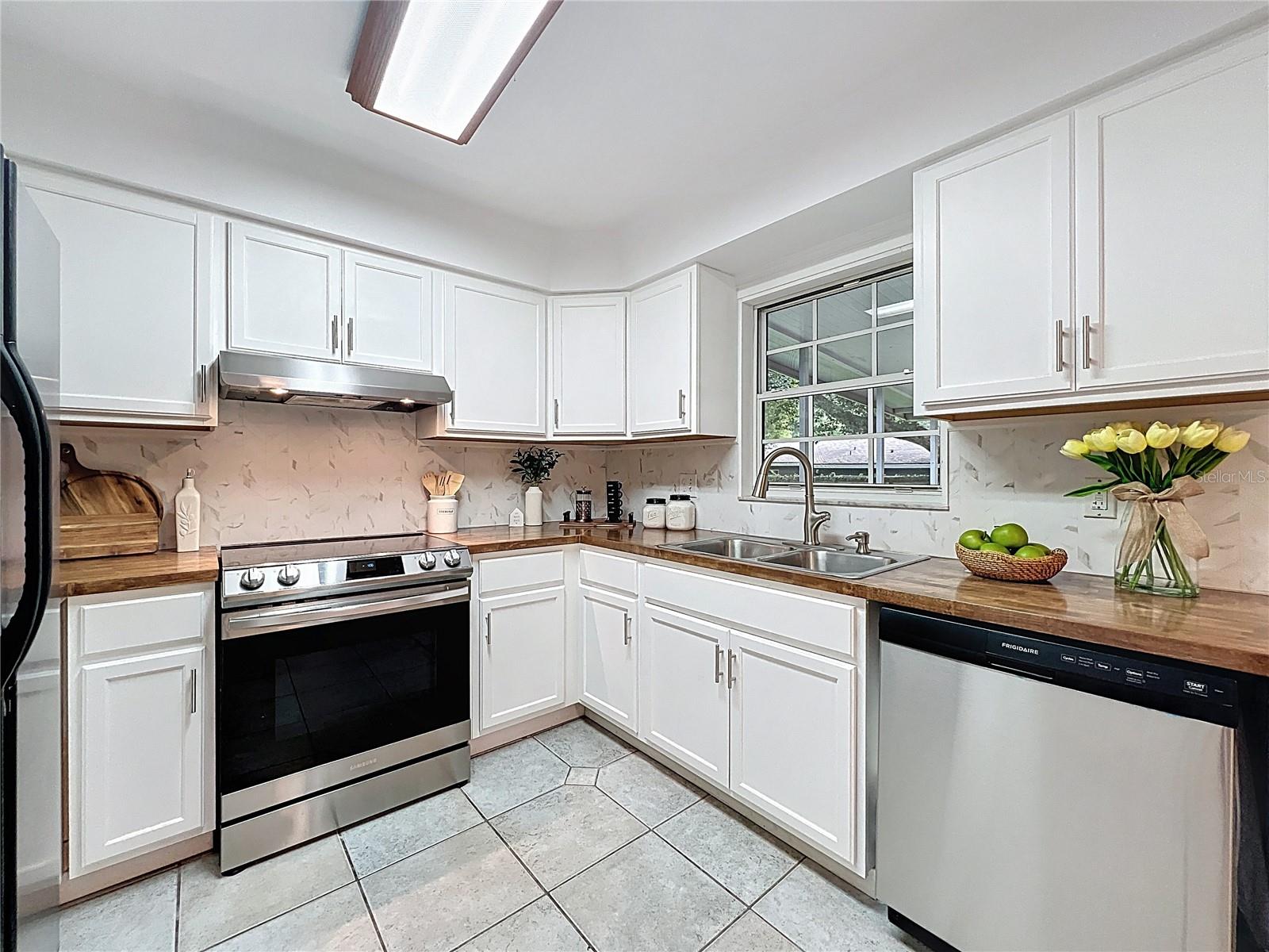 311 TALL PINE LN