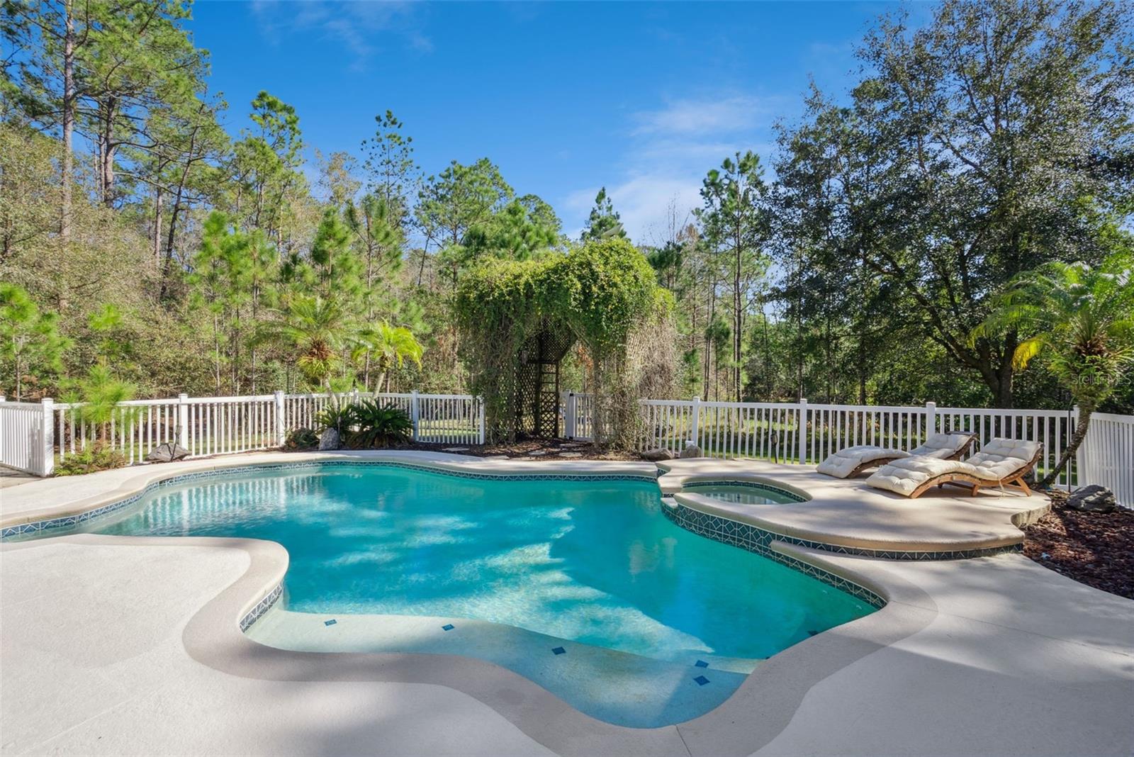 3441 HICKORY CREEK RD