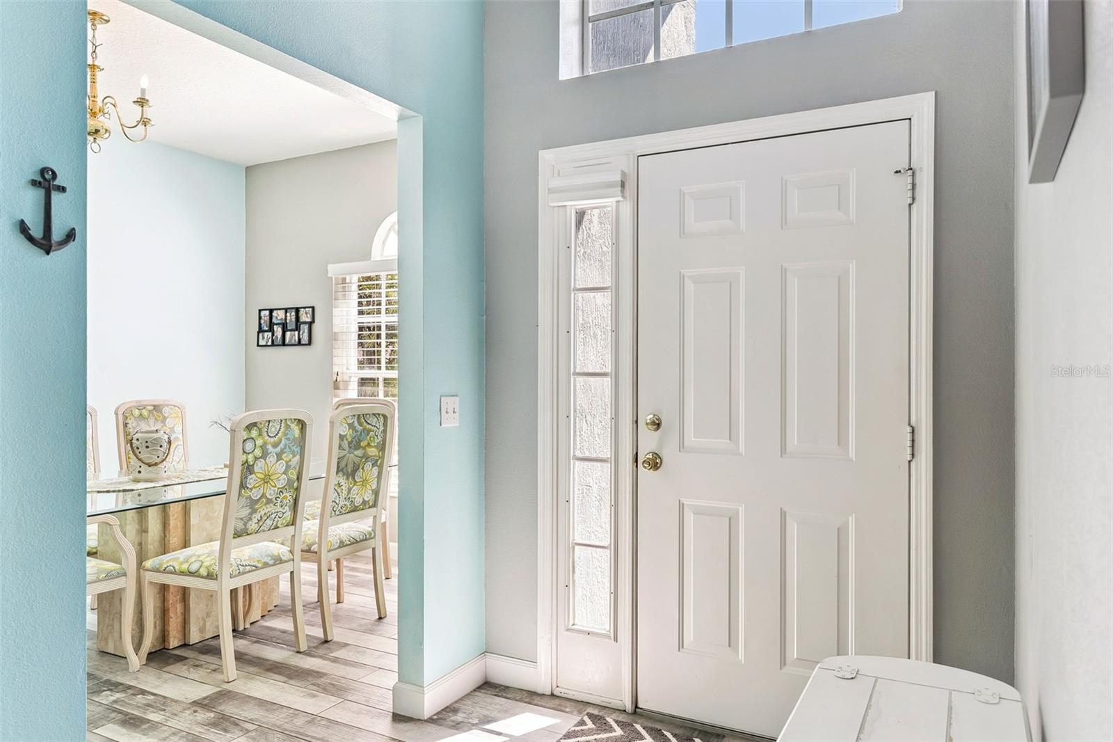 1483 SURREY PARK DR