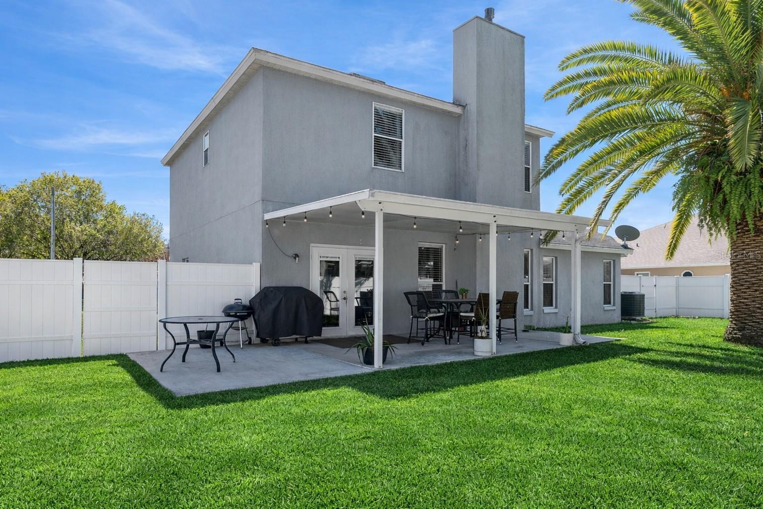 1483 SURREY PARK DR