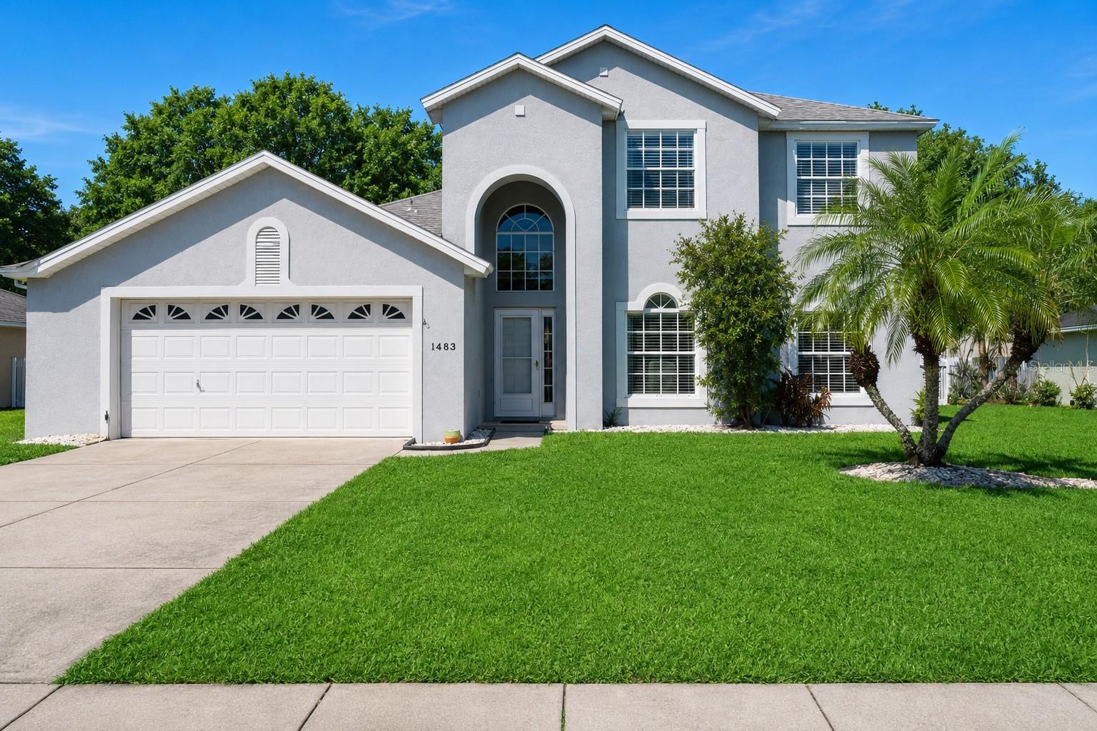 1483 SURREY PARK DR