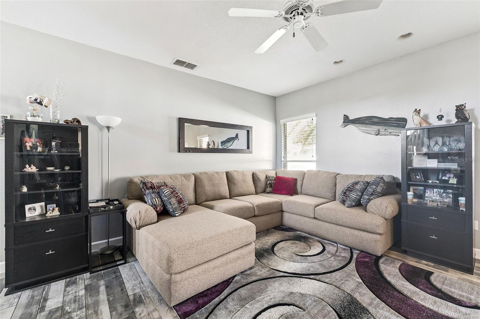 1483 SURREY PARK DR