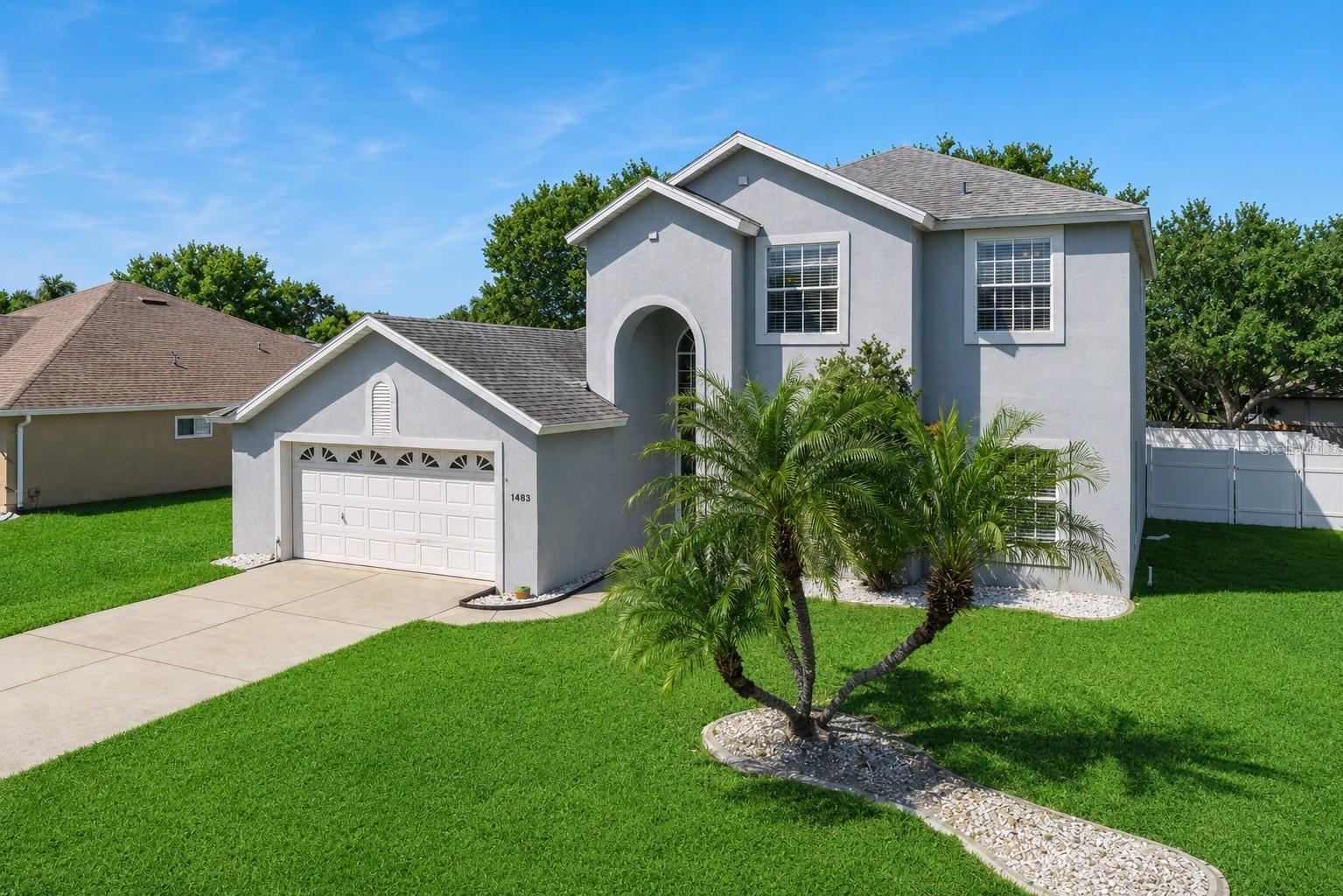 1483 SURREY PARK DR