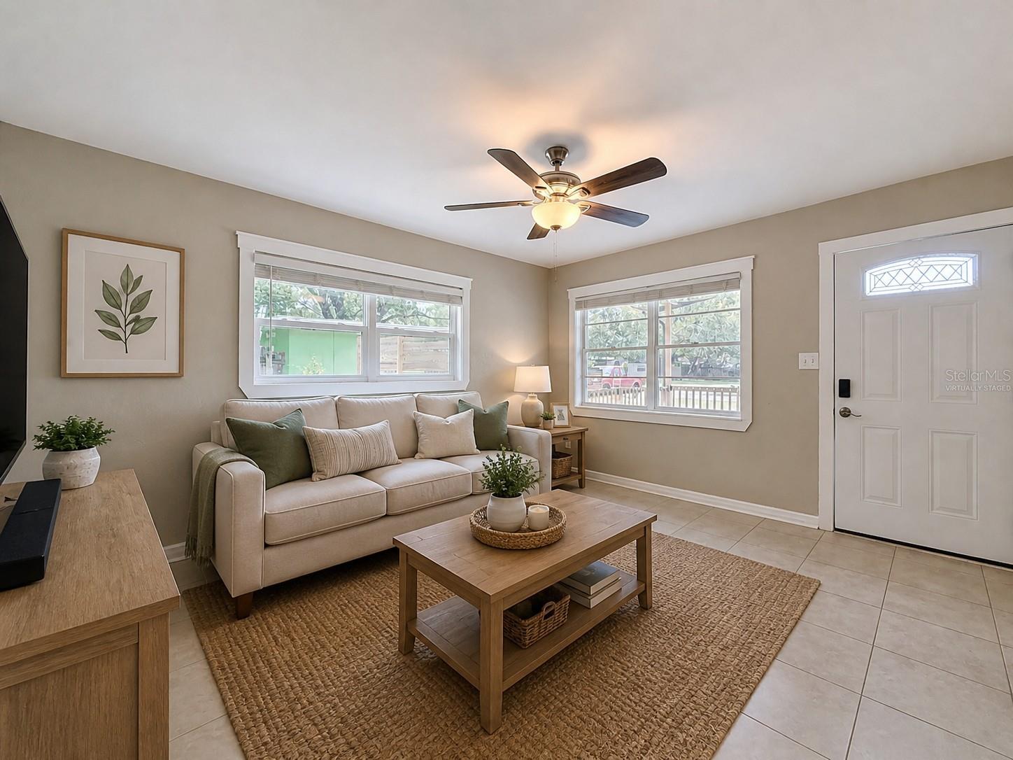 844 ROSALIA DR