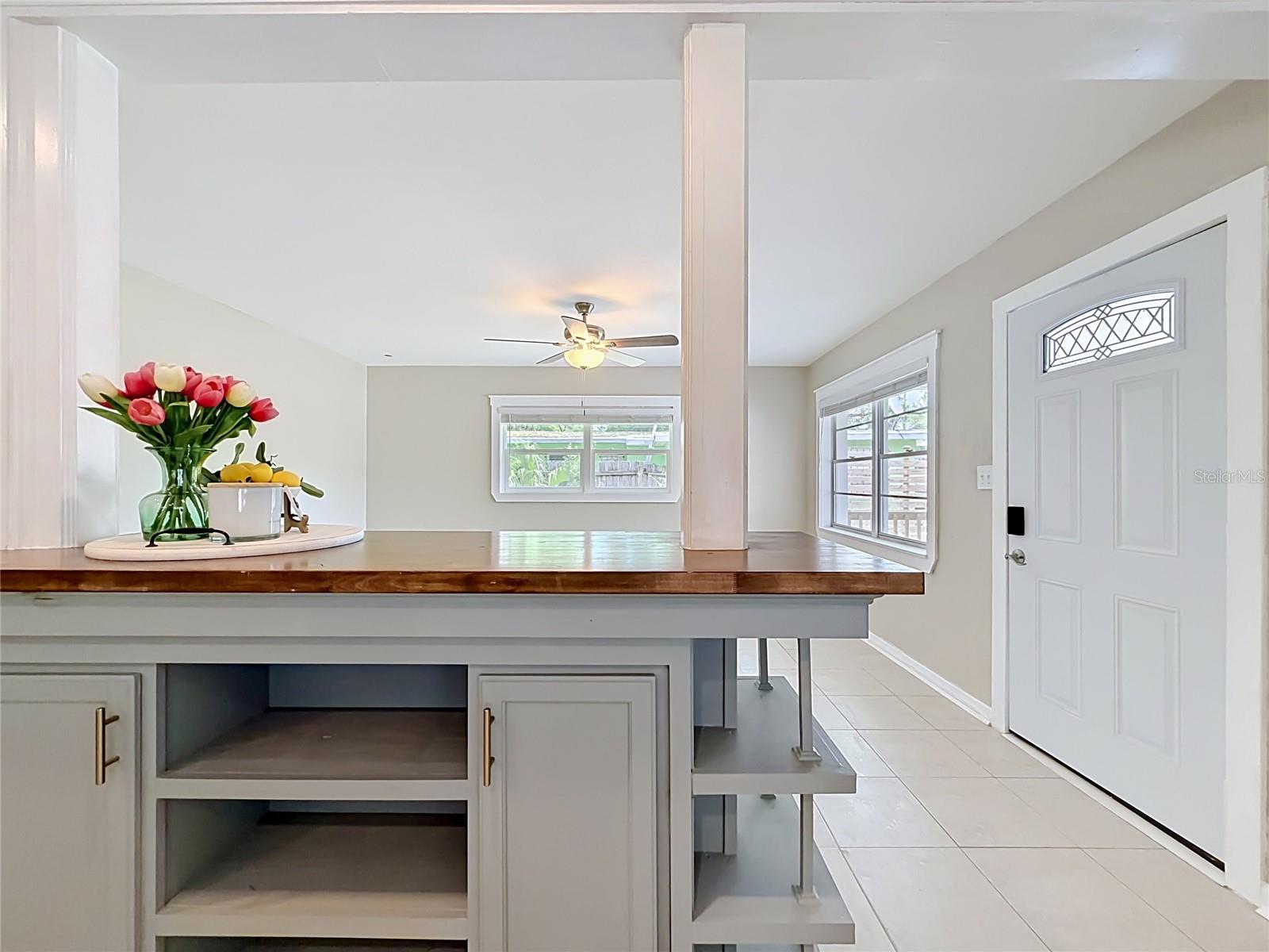 844 ROSALIA DR